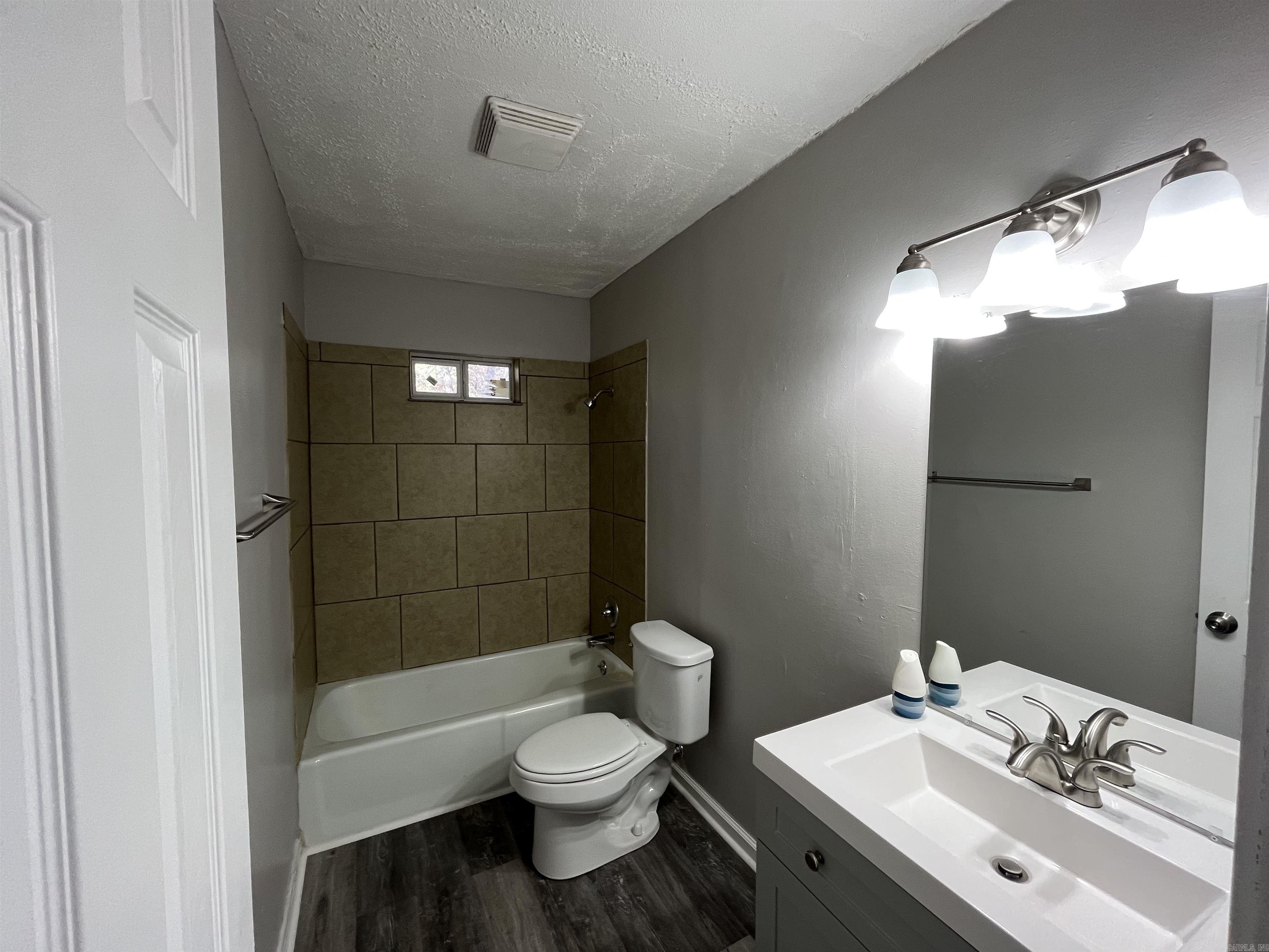 SHANNON HILLS s - Residential