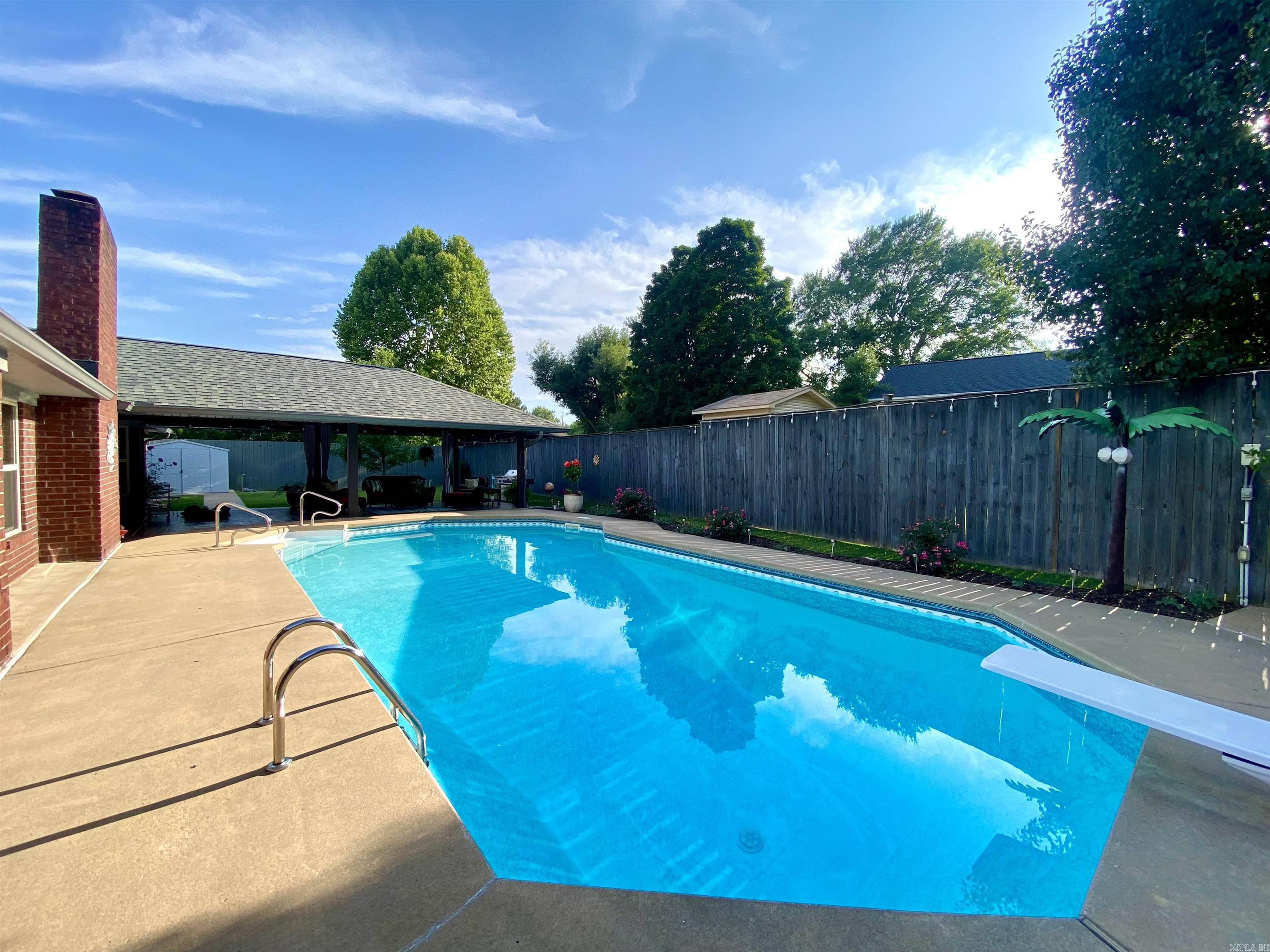 Ridgewood - Residential