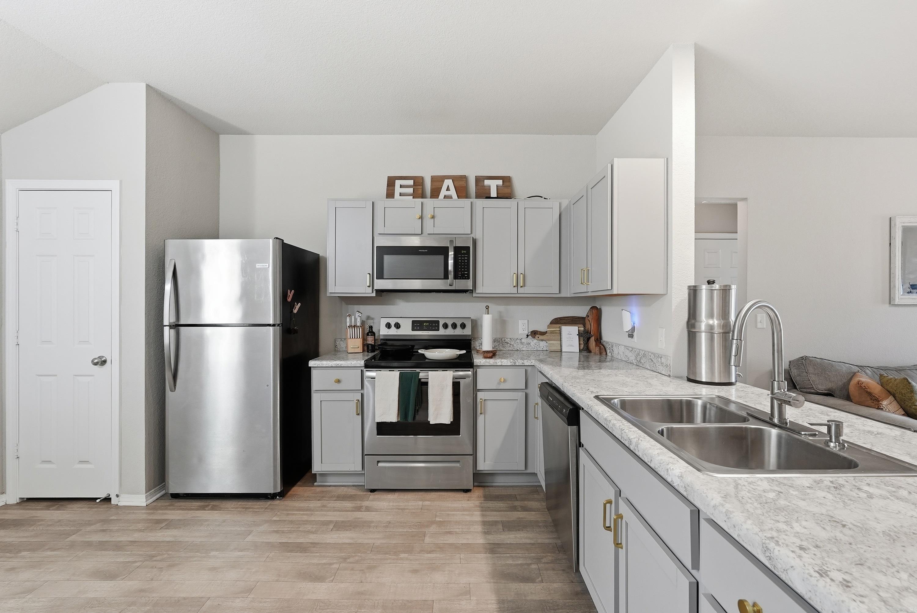 HOMESTEAD AT THE GAP PH 5 - Residential