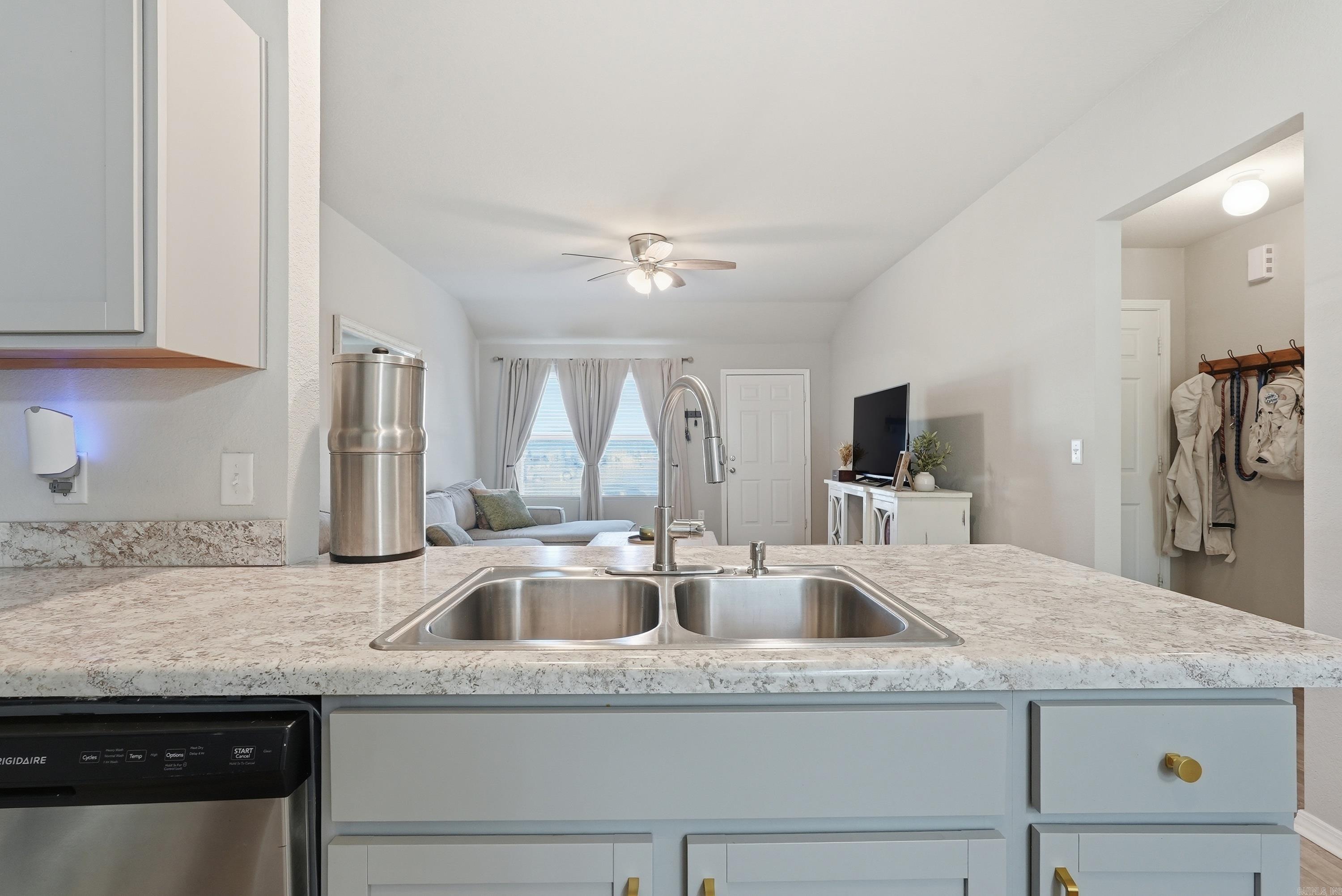 HOMESTEAD AT THE GAP PH 5 - Residential