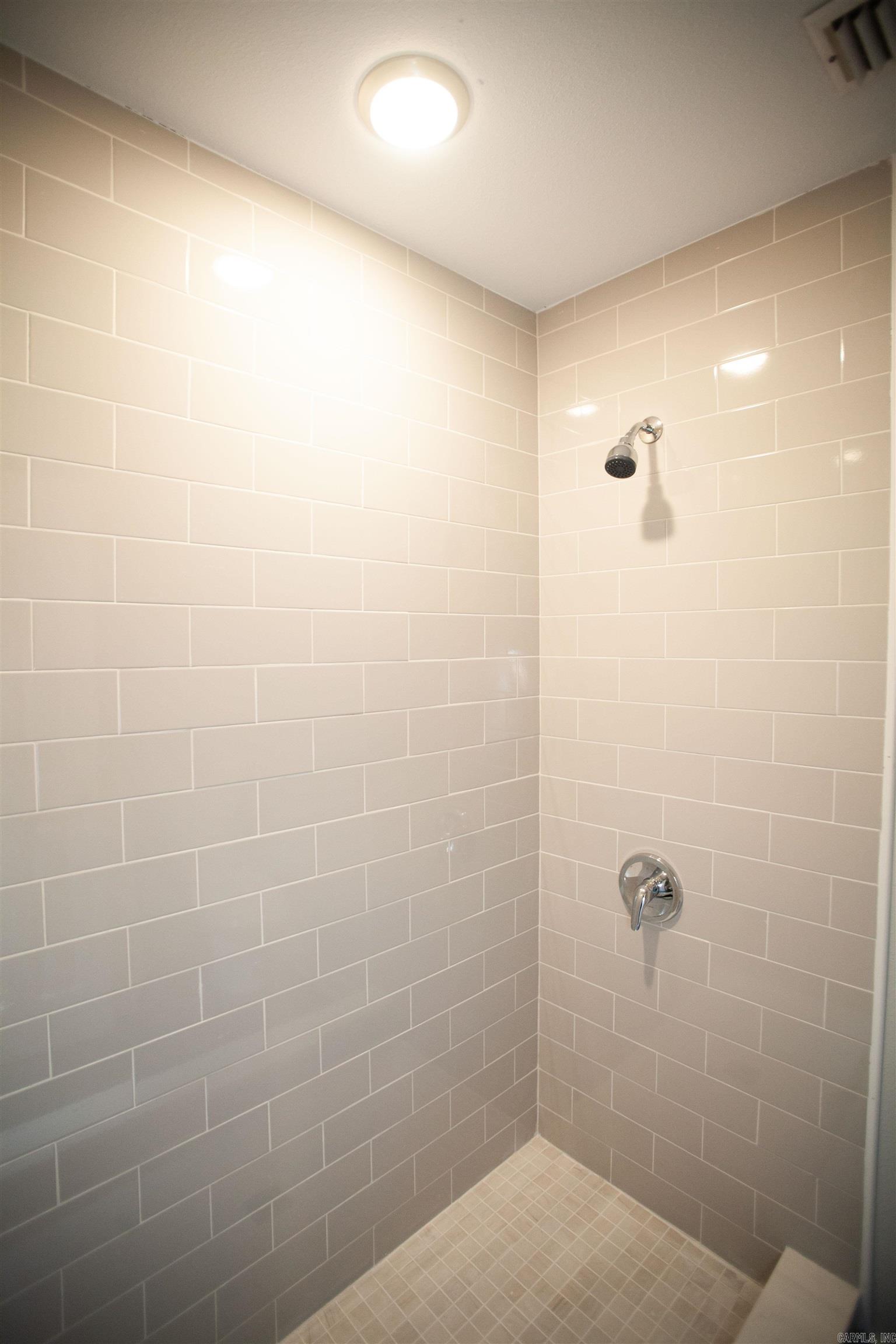 Centenial - Residential Lease