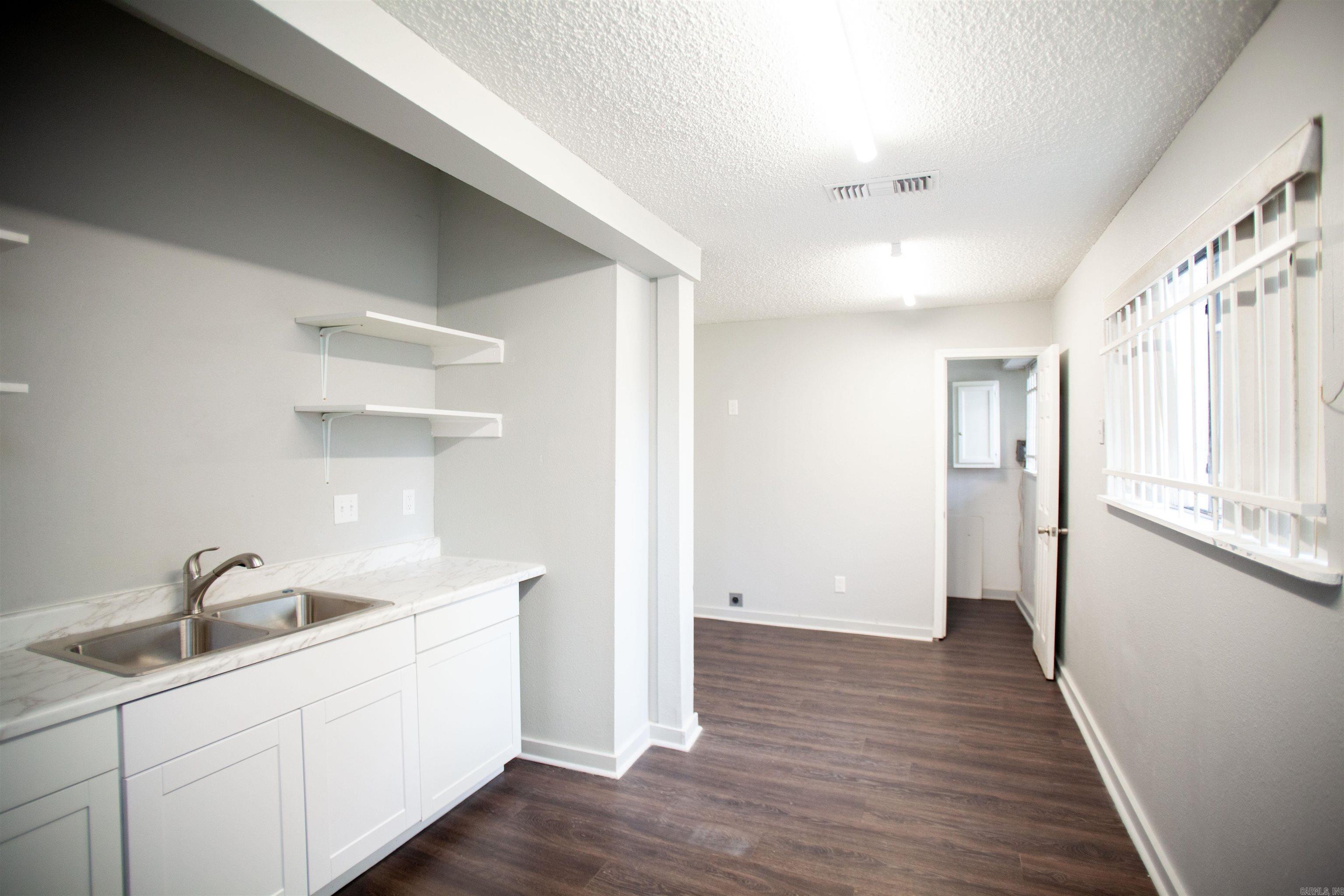 Centenial - Residential Lease