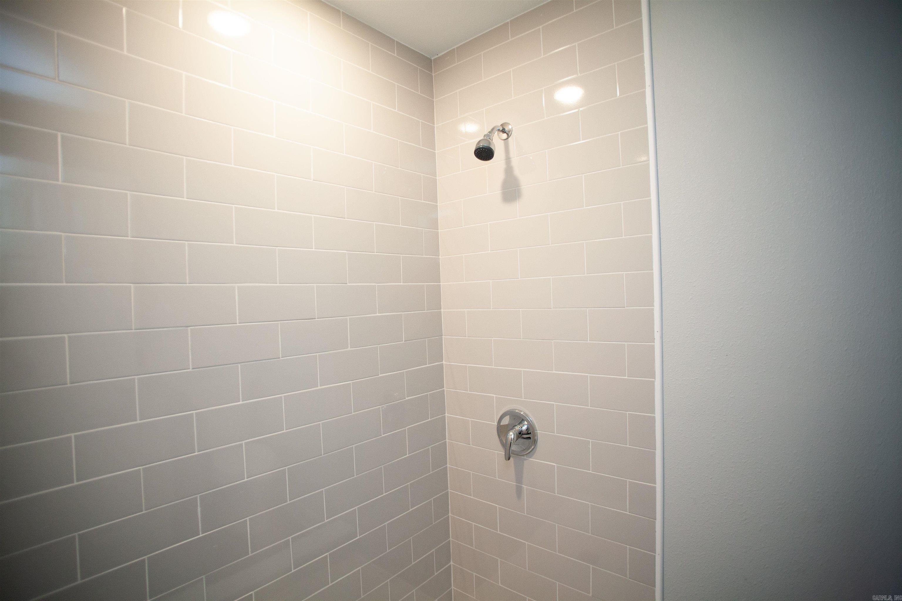 Centenial - Residential Lease