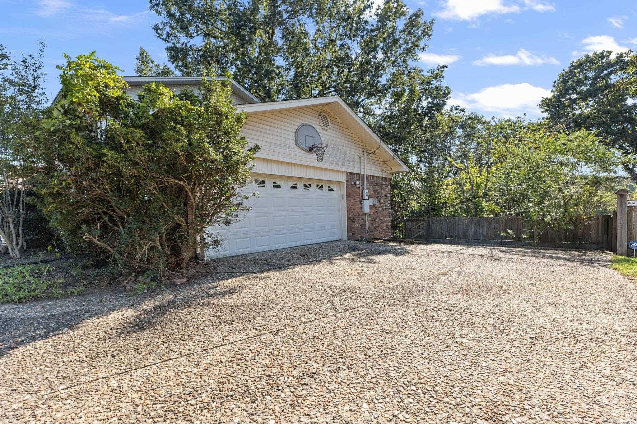 OVERBROOK - Residential