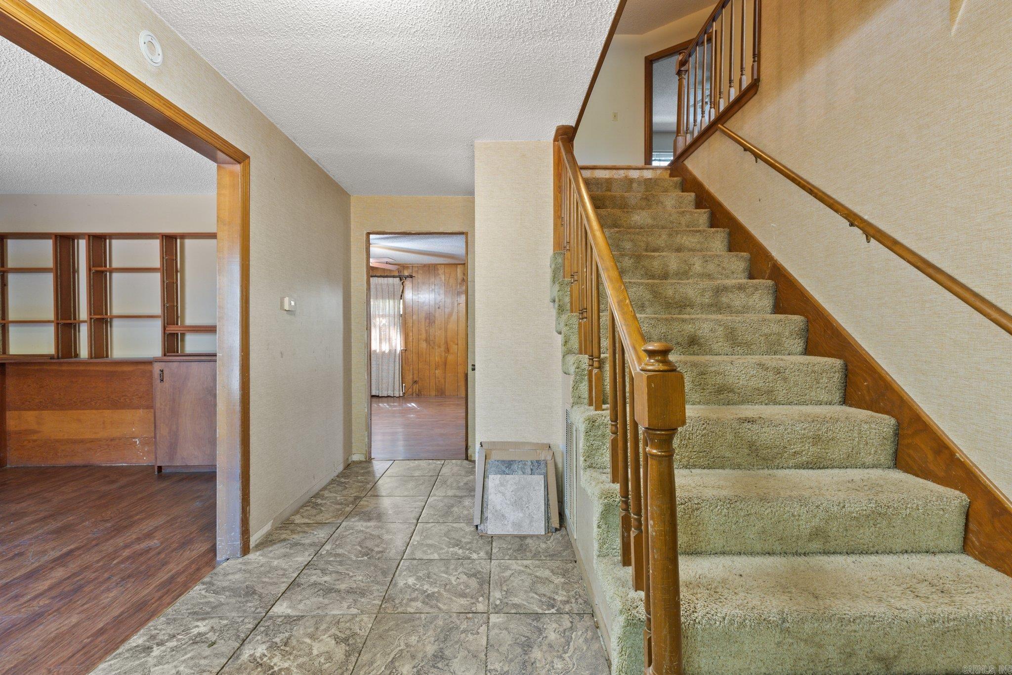 OVERBROOK - Residential