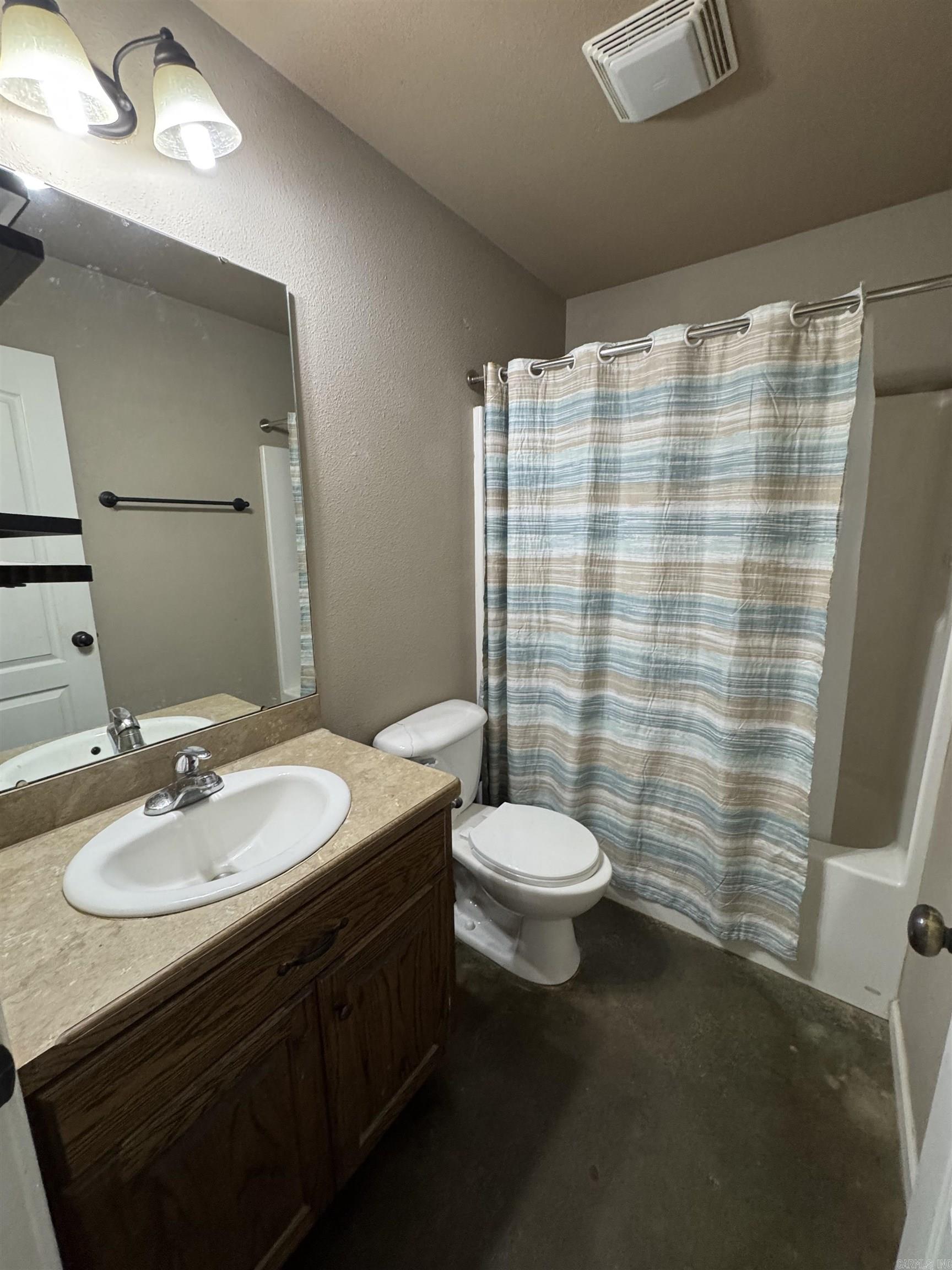 Twins Hills - Residential Lease