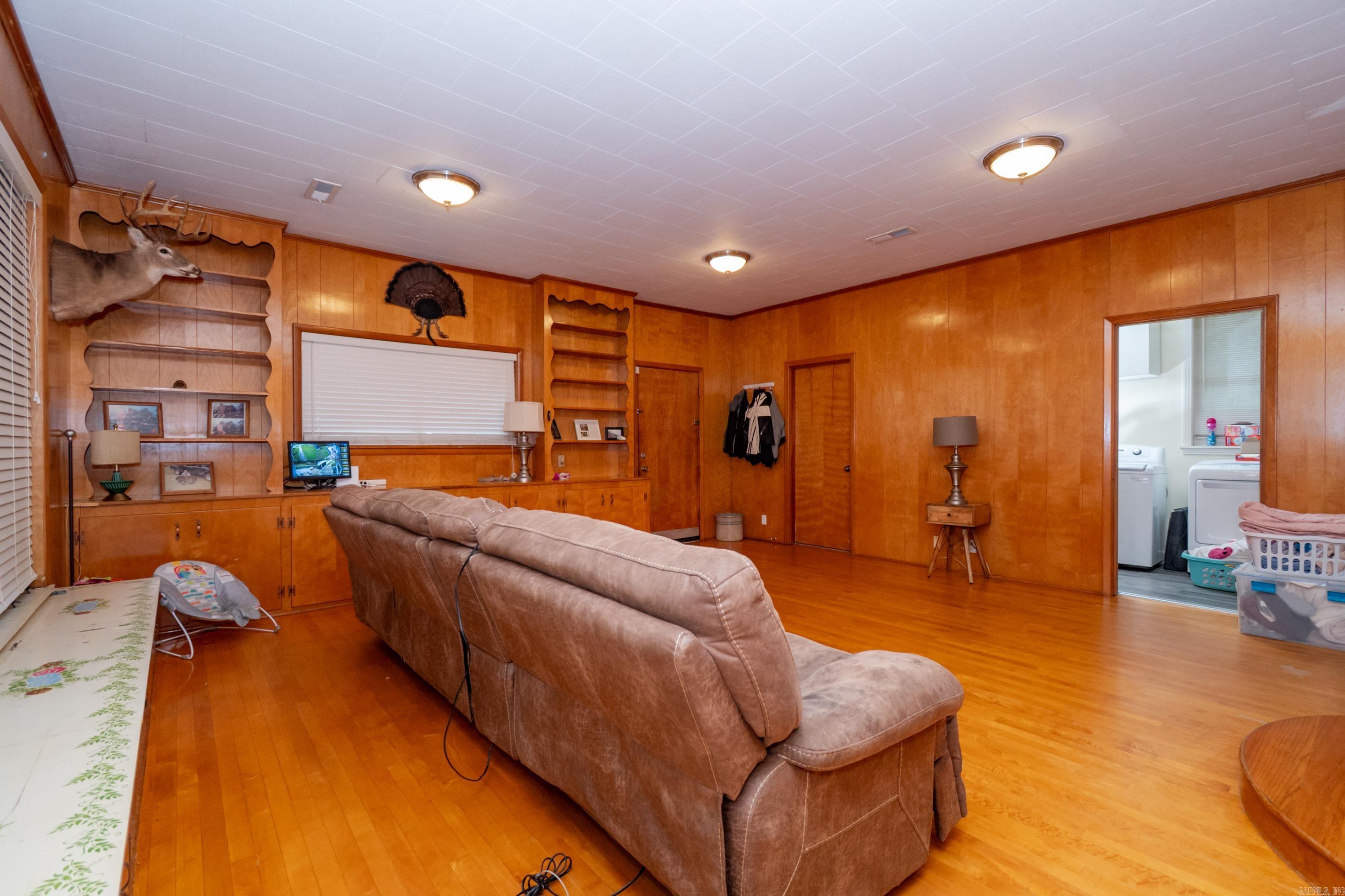 Raquet Club - Residential