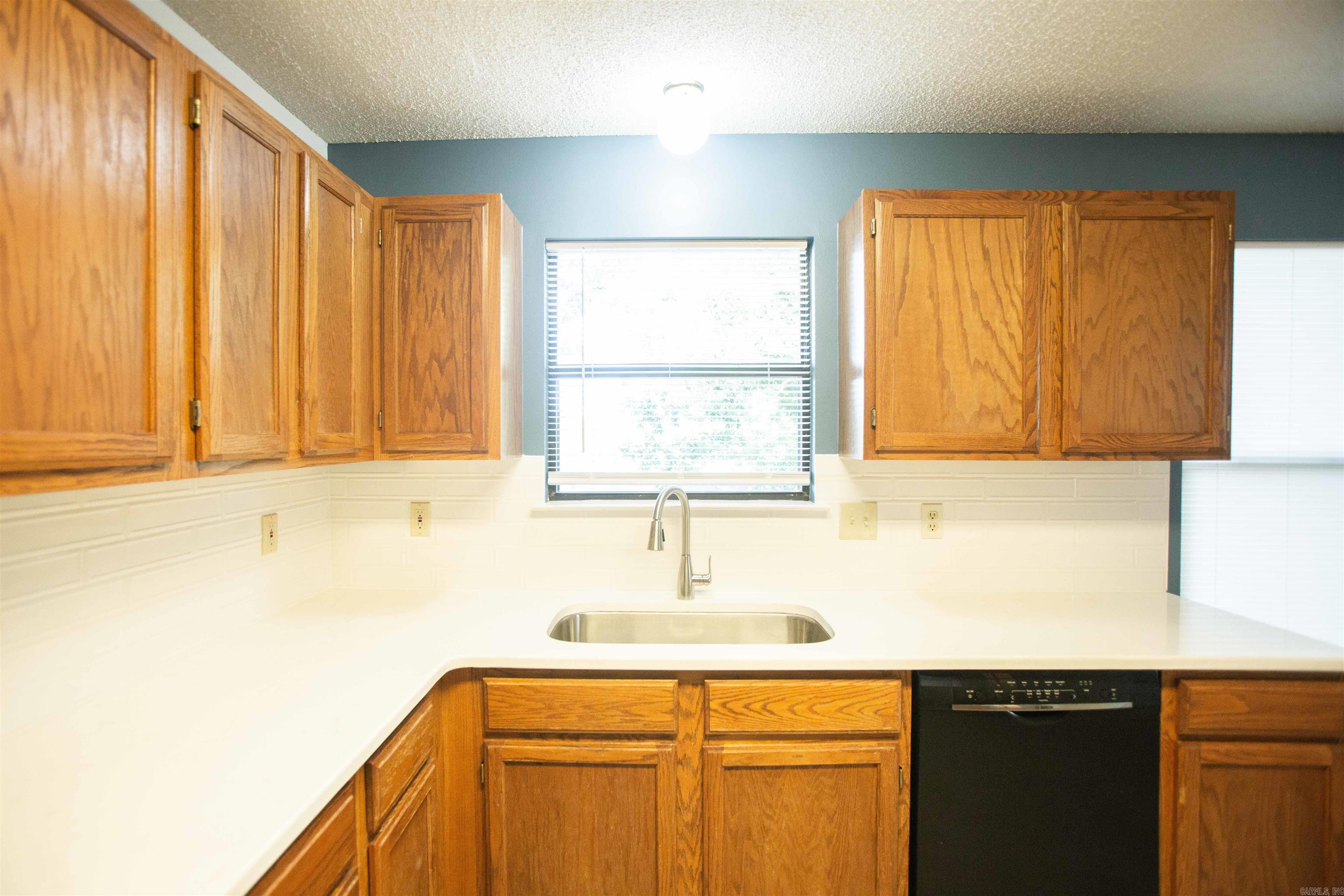 West Glen - Residential Lease