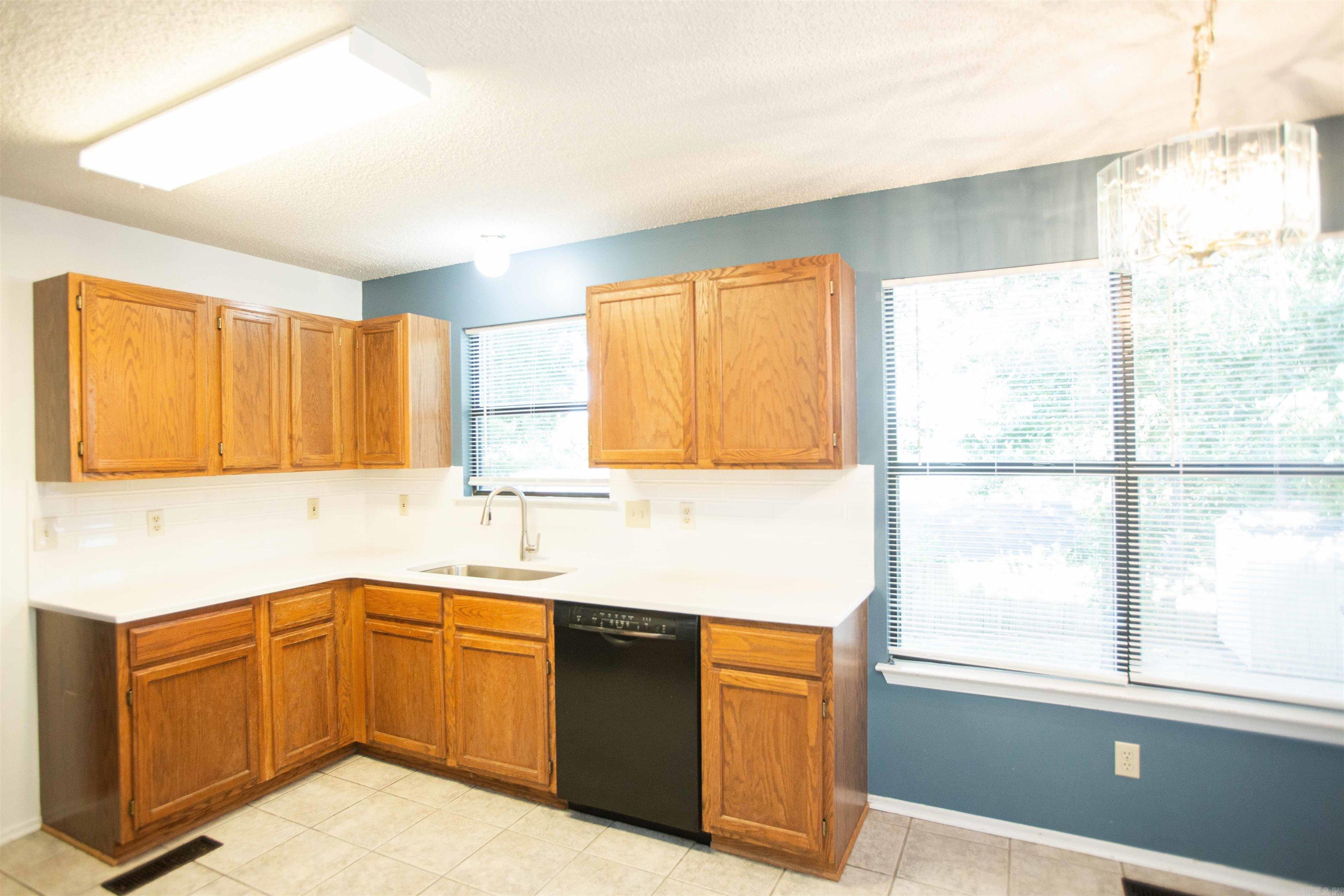 West Glen - Residential Lease