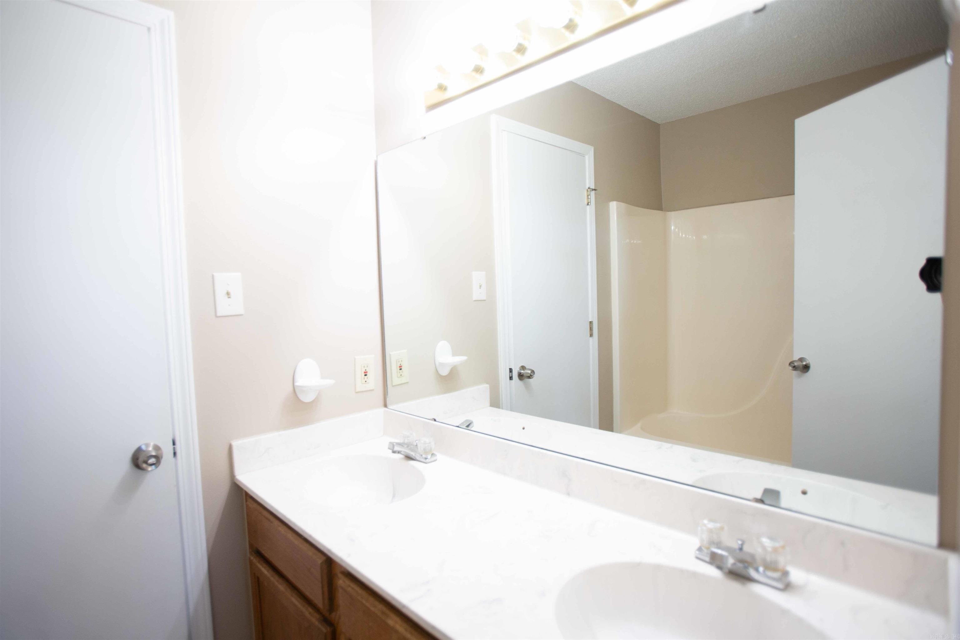 West Glen - Residential Lease