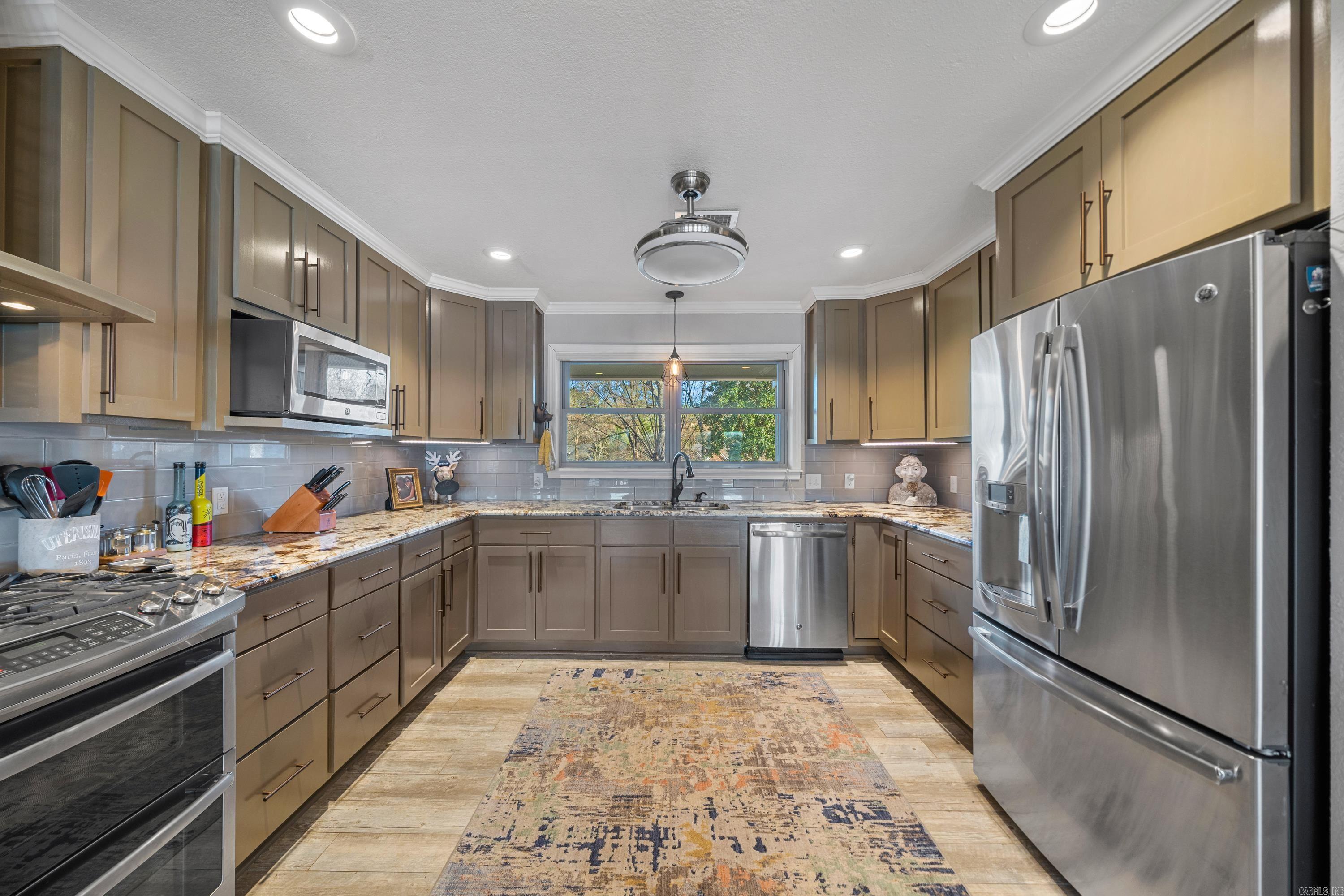 Caroline Acres - Residential