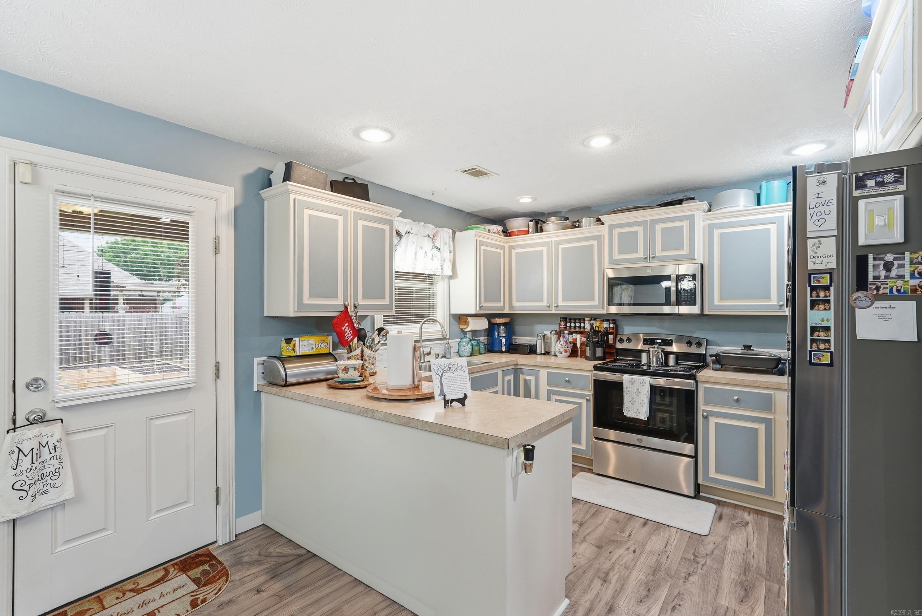 VALLEY ELMS S/D - Residential