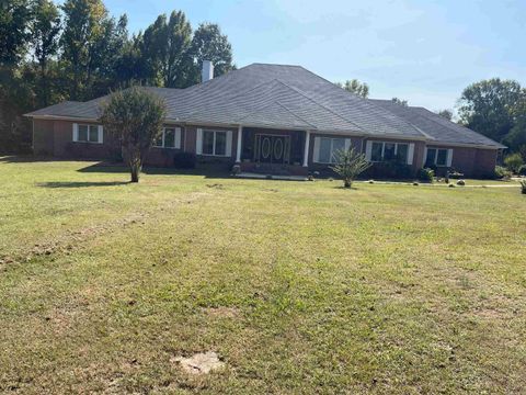 Photo of 94 Givens Ln, Morrilton, AR 72110 (MLS # 25000712)