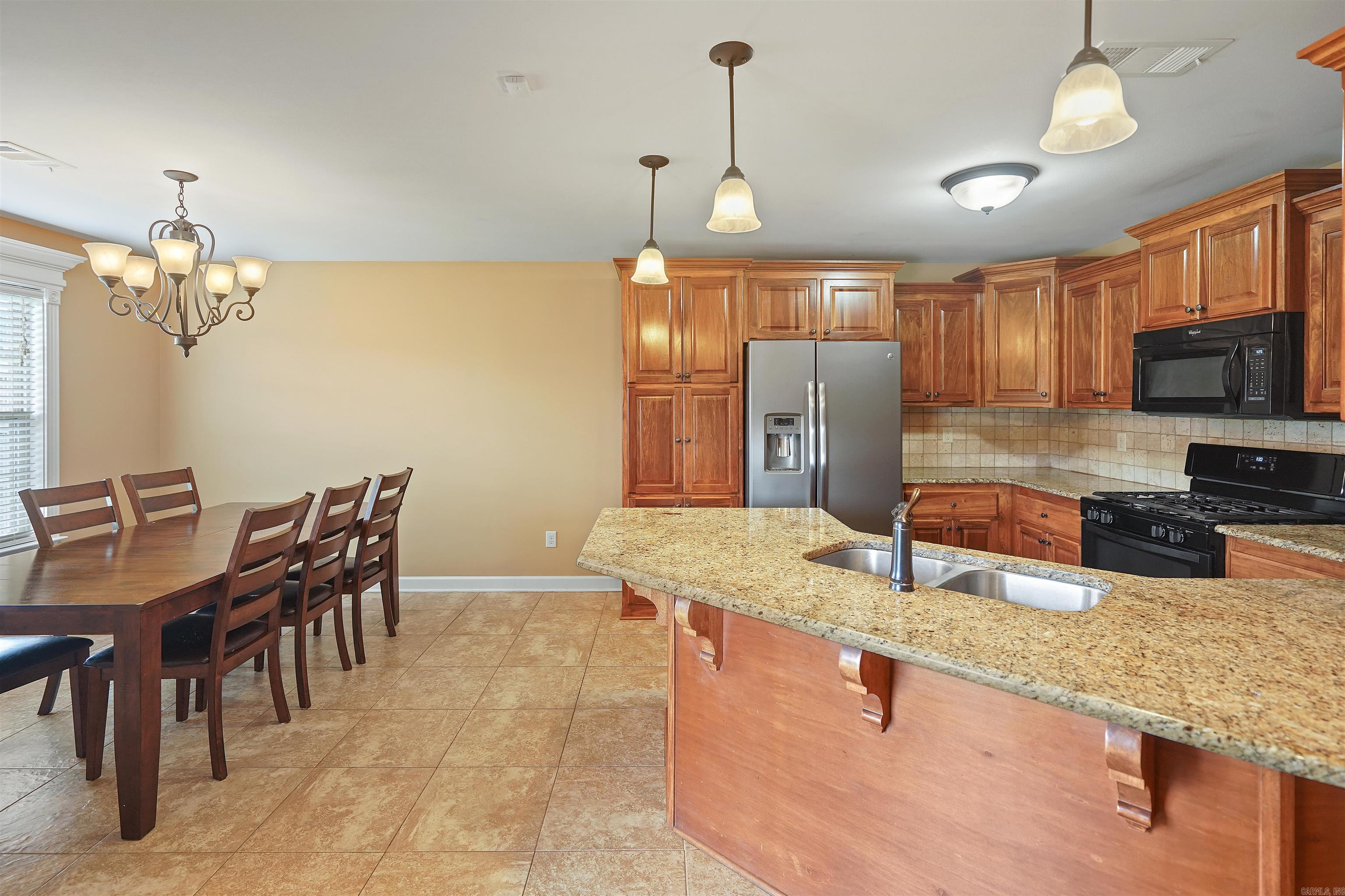 JAXON TERRACE - Residential