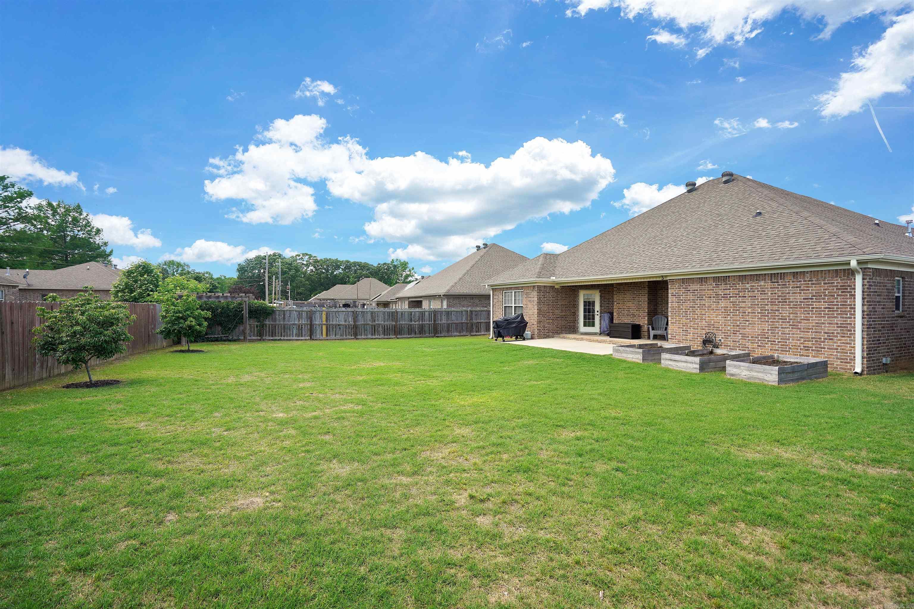 JAXON TERRACE - Residential