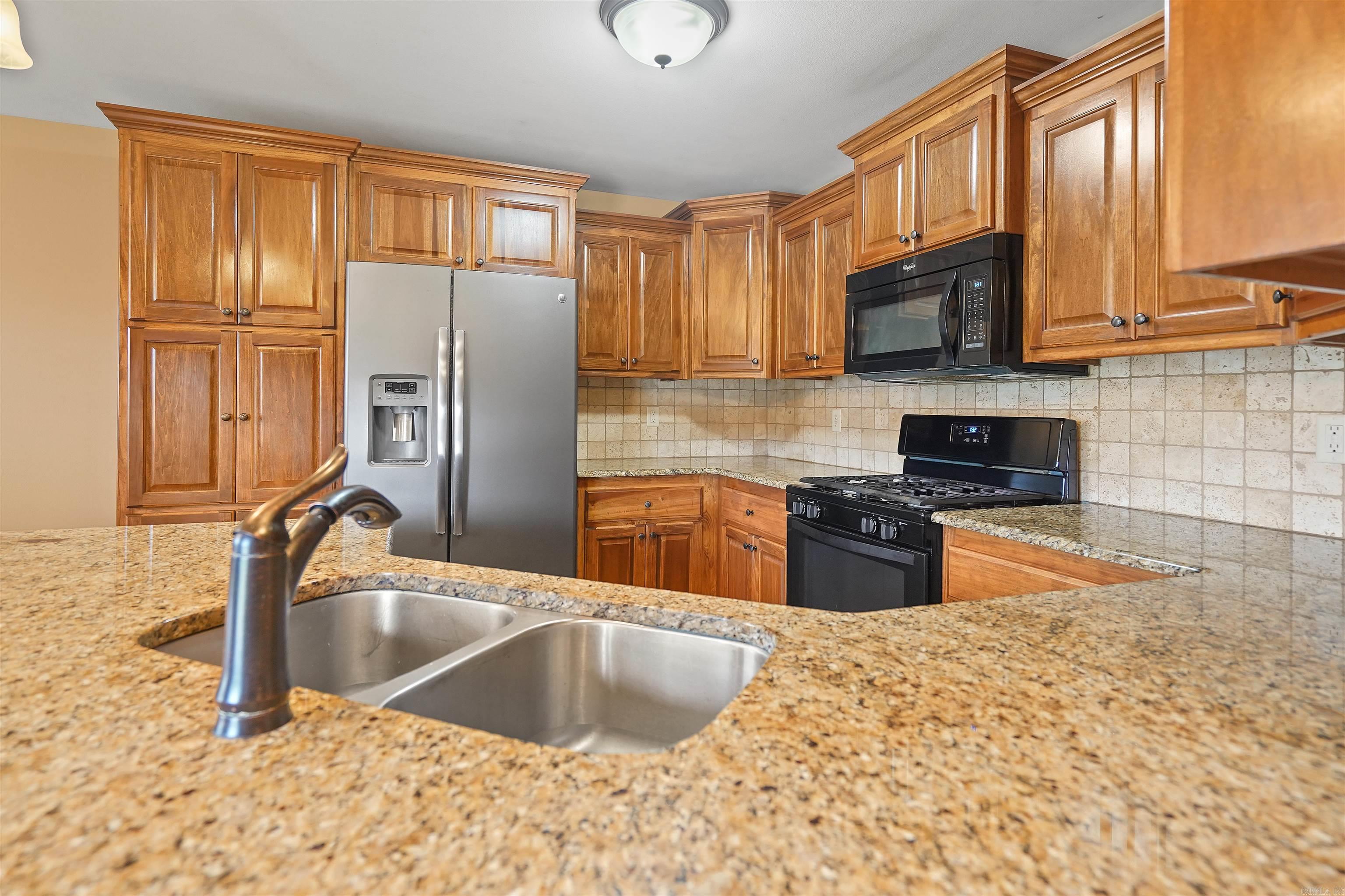 JAXON TERRACE - Residential