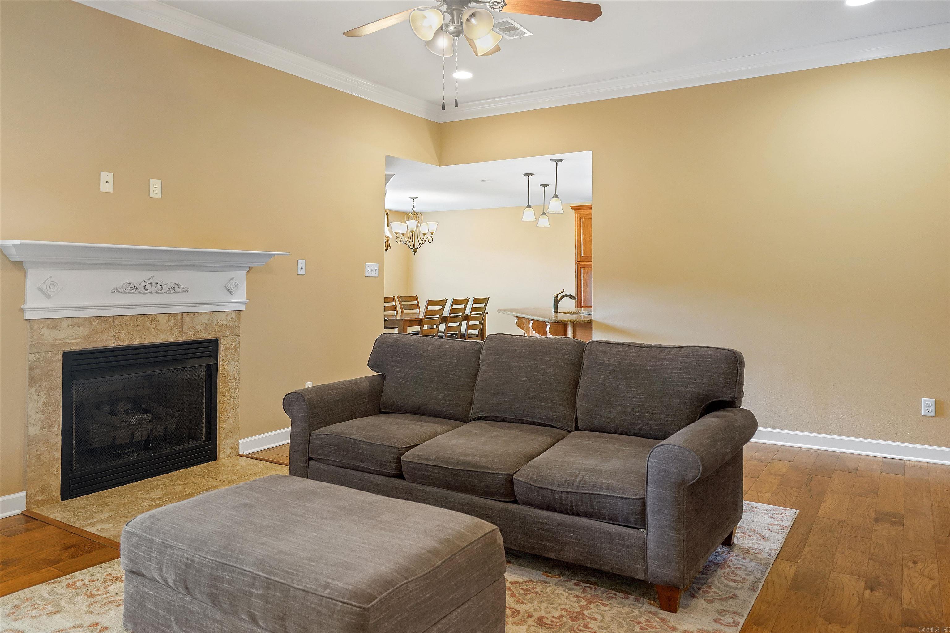 JAXON TERRACE - Residential