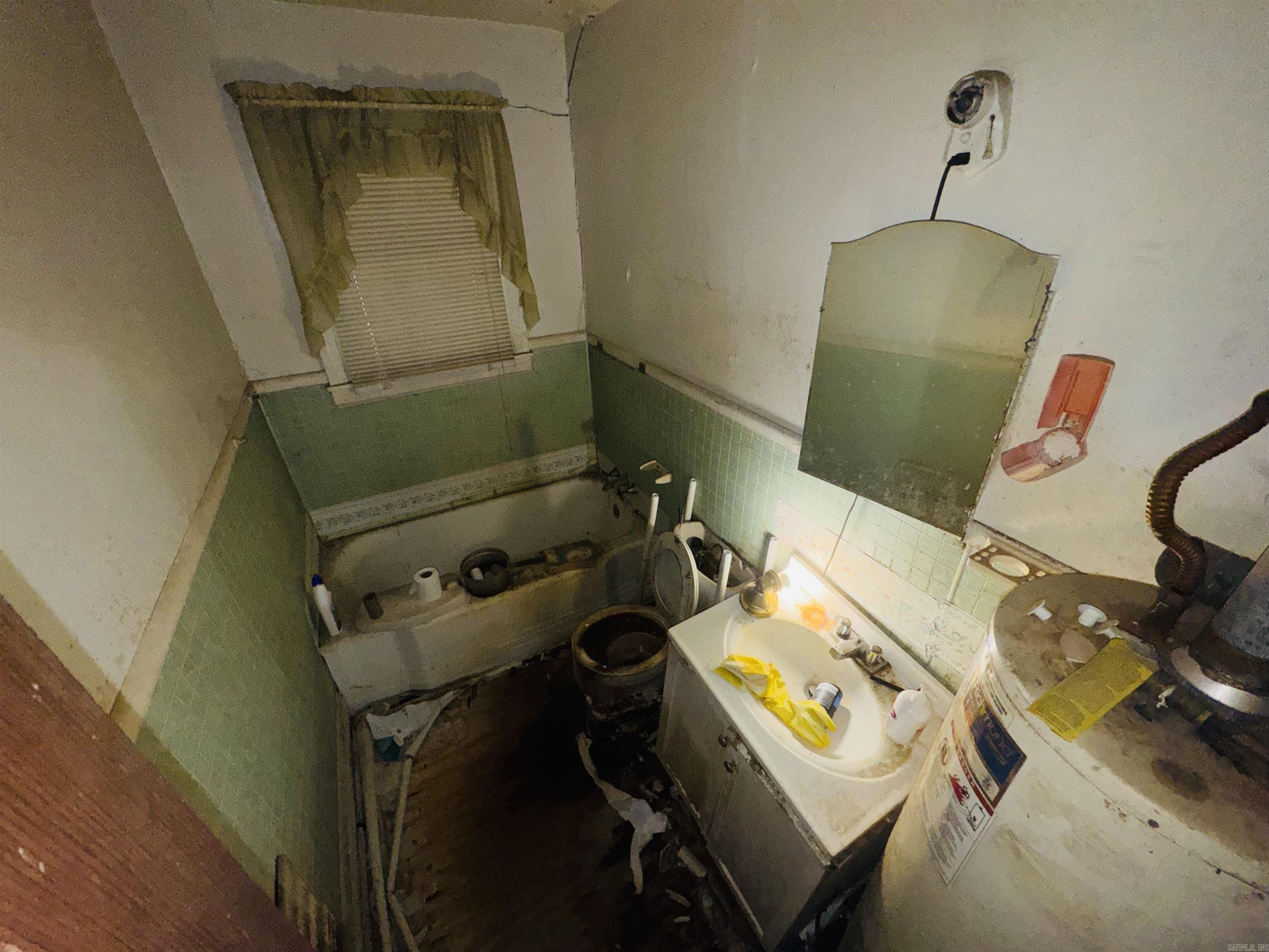 ATKINS JOHN L SCHOOL - Residential