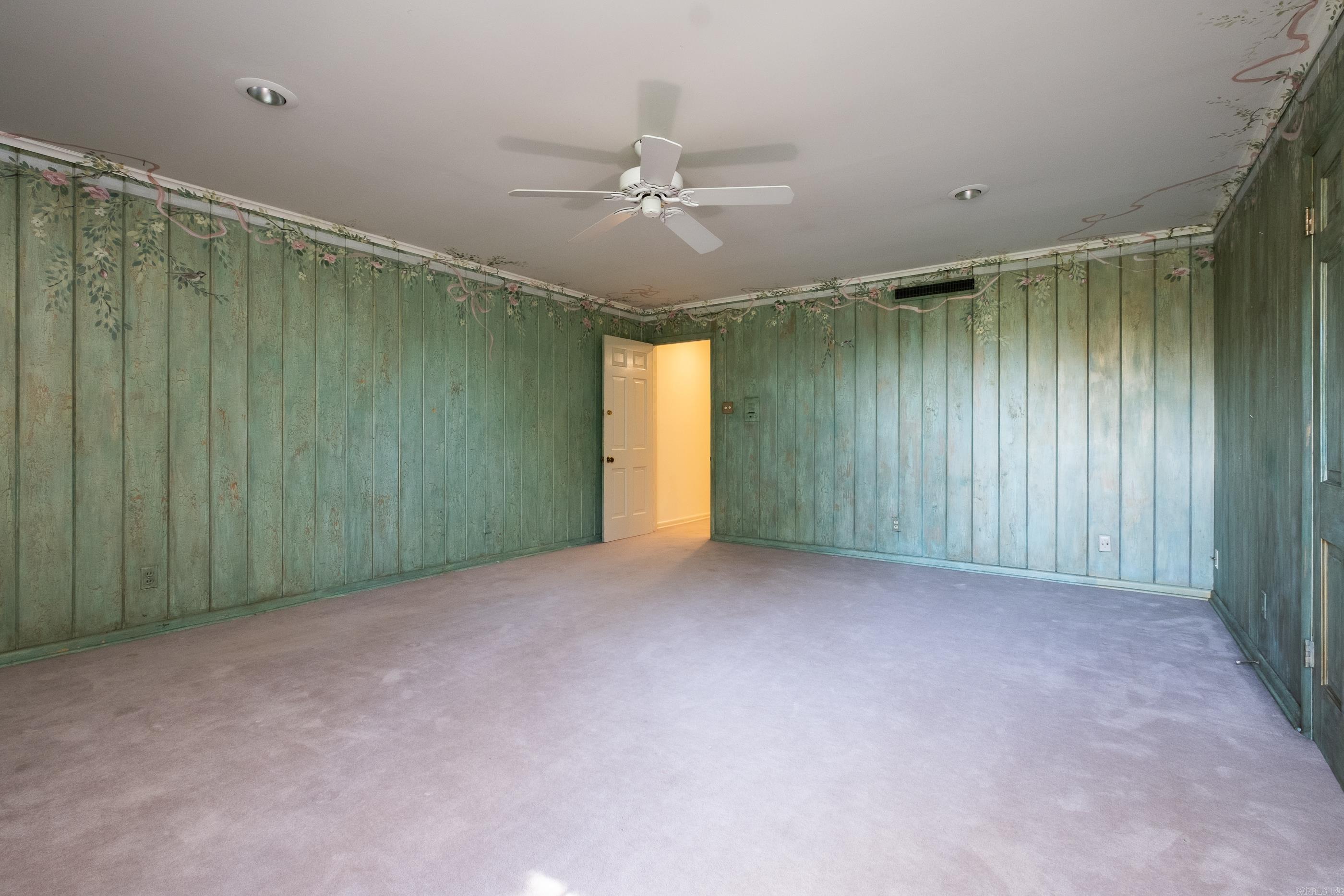 SHANNON HILLS EAST - Residential