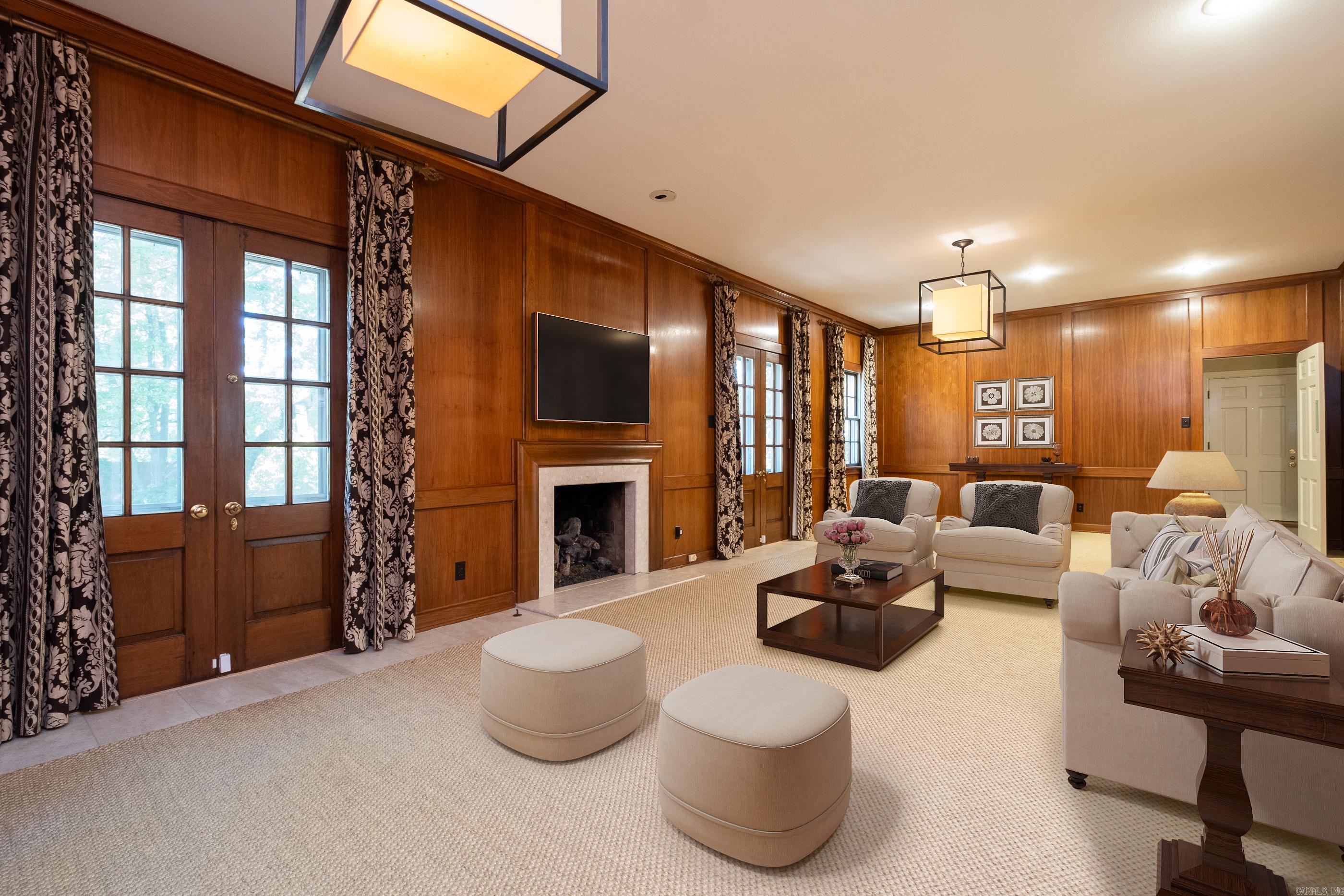 SHANNON HILLS EAST - Residential