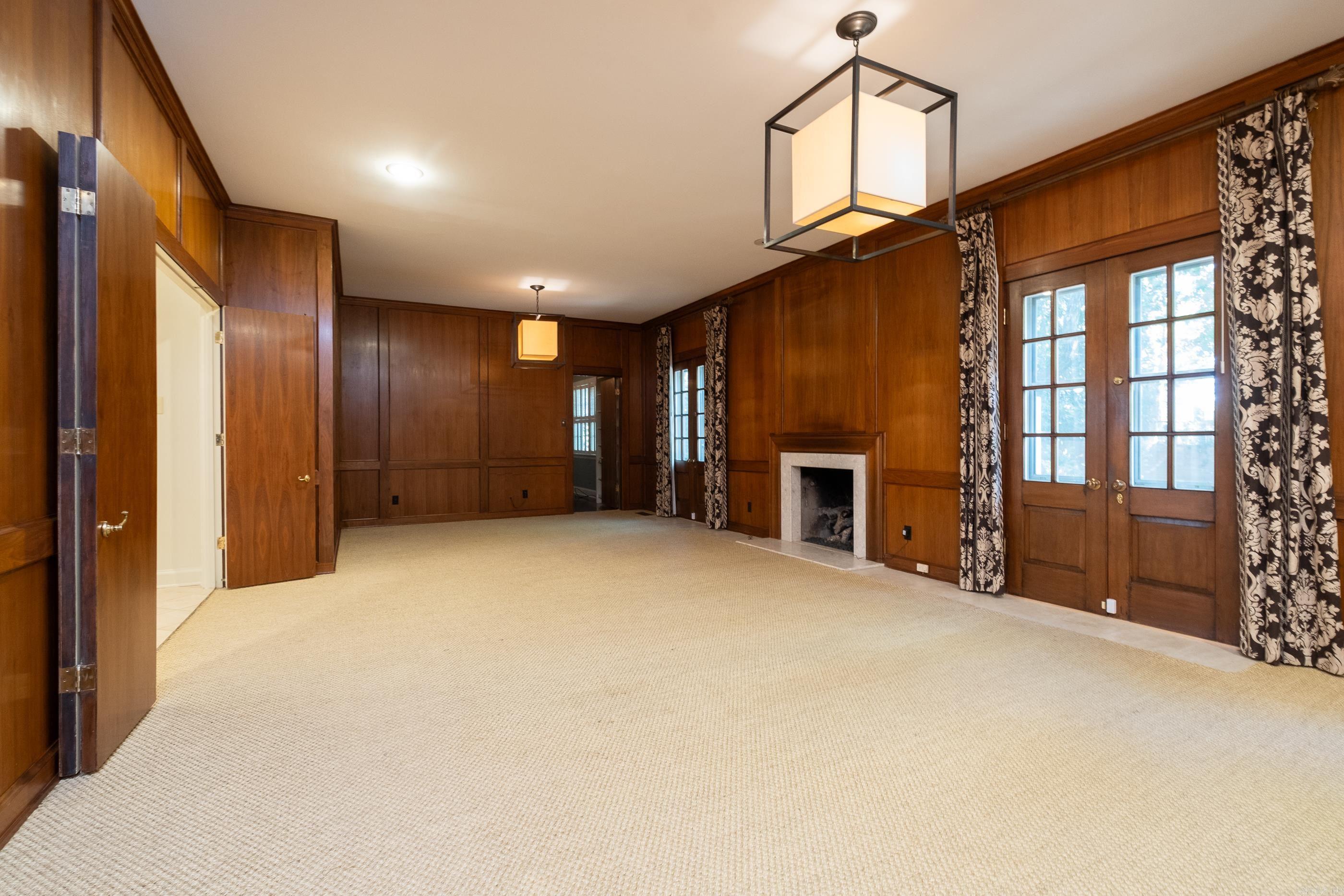 SHANNON HILLS EAST - Residential