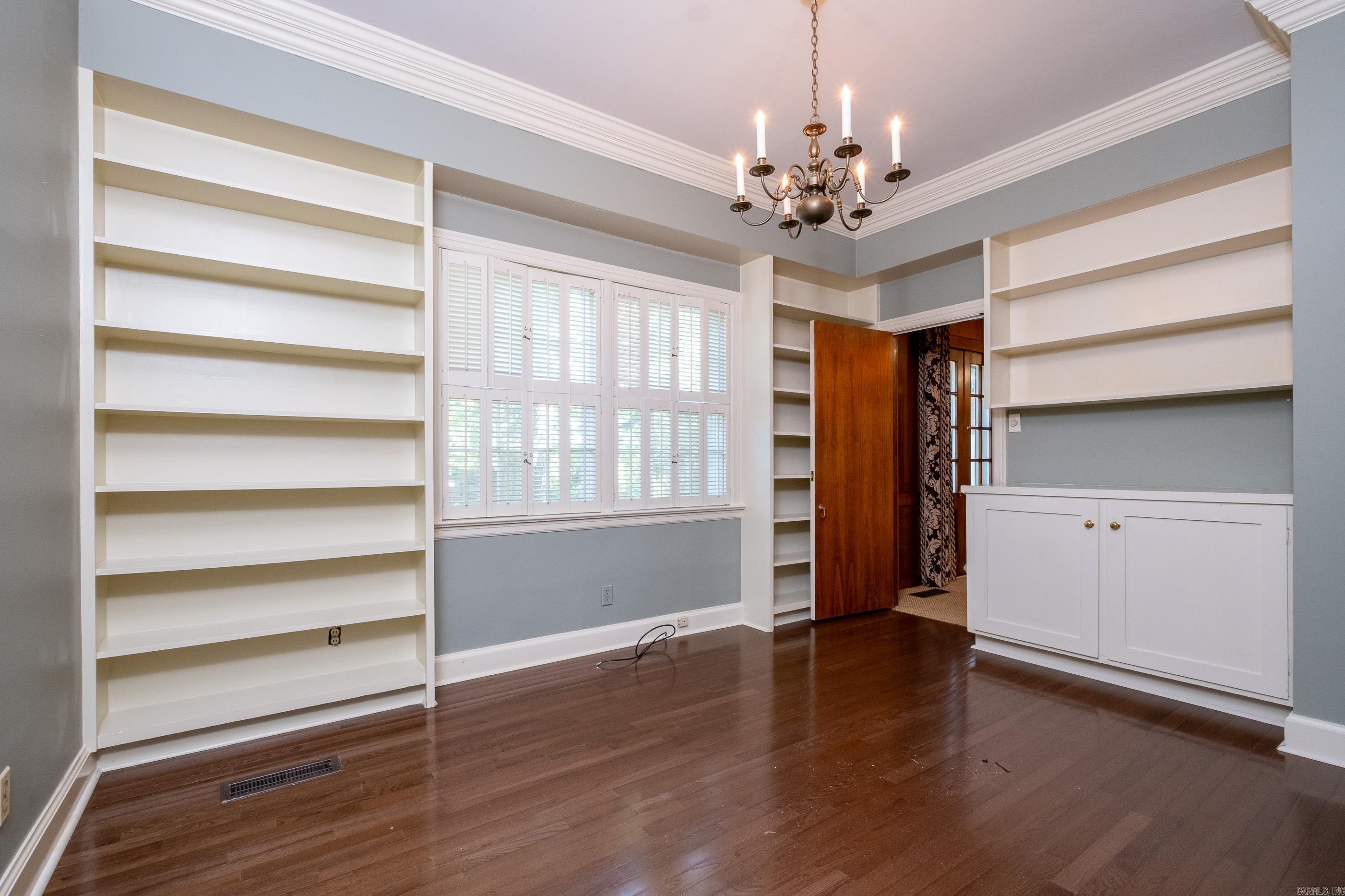 SHANNON HILLS EAST - Residential