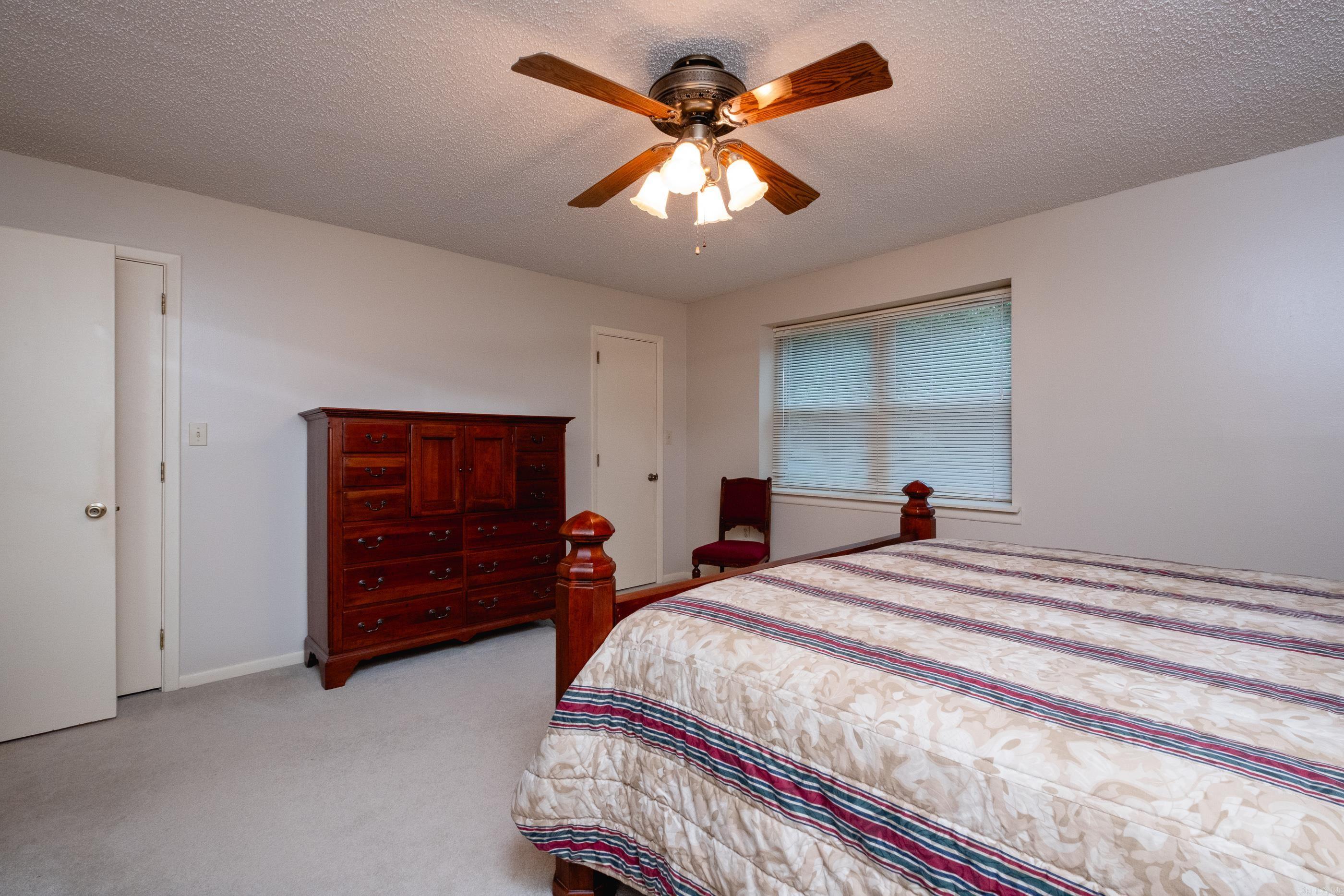 JACKSON HGTS - Residential