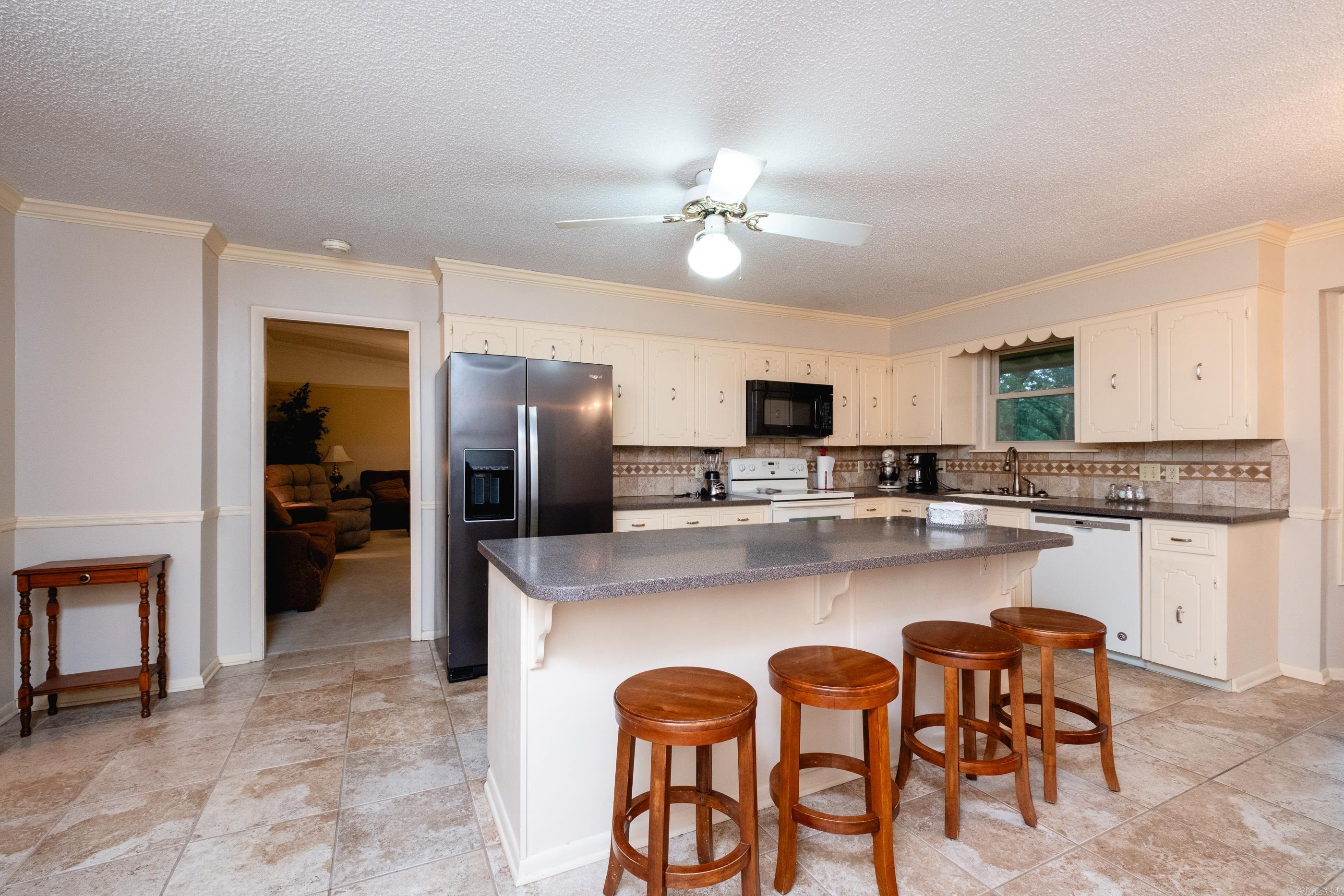 JACKSON HGTS - Residential