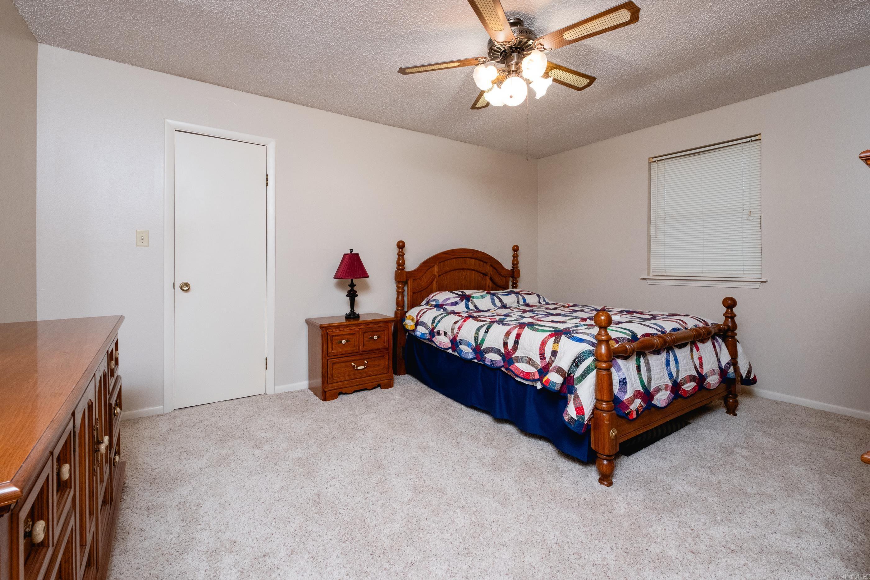 JACKSON HGTS - Residential