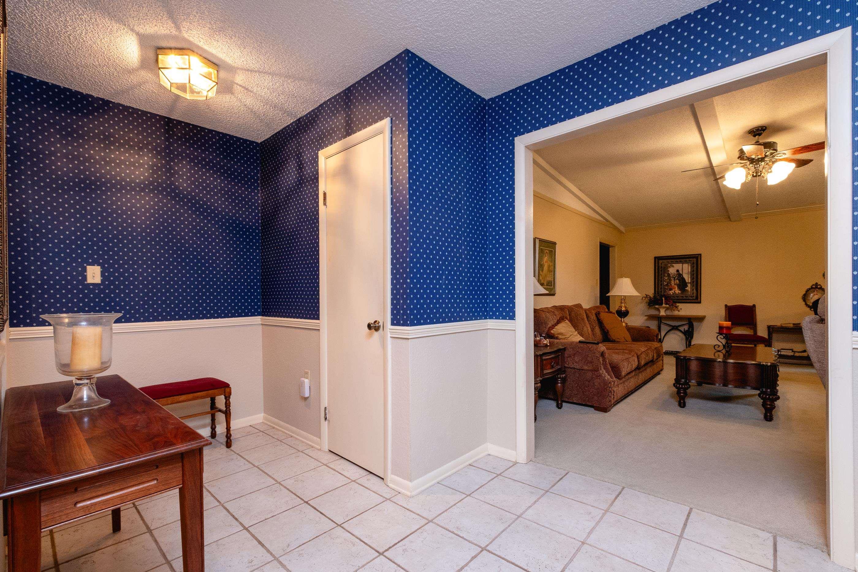 JACKSON HGTS - Residential