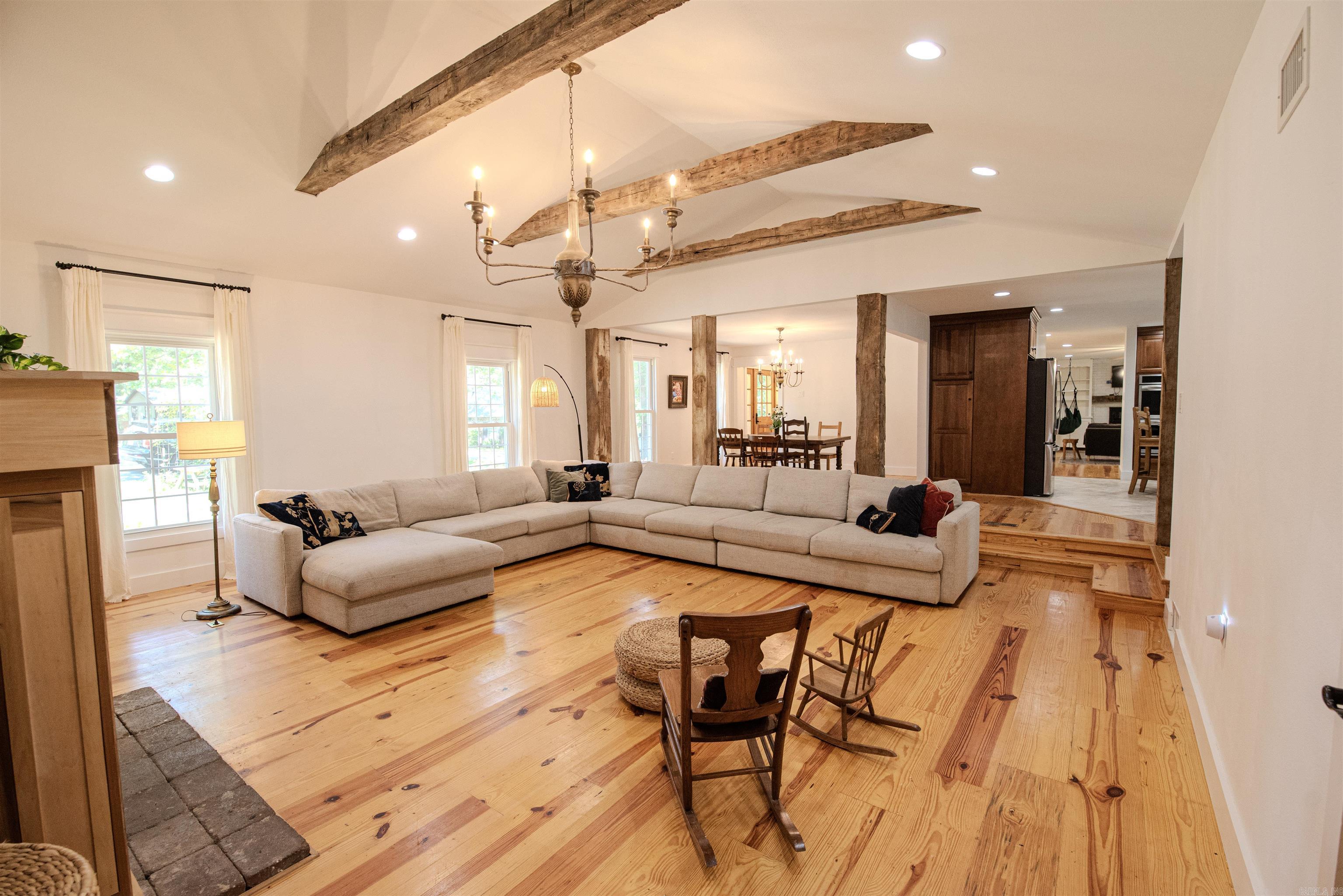 PLEASANT VALLEY - Residential