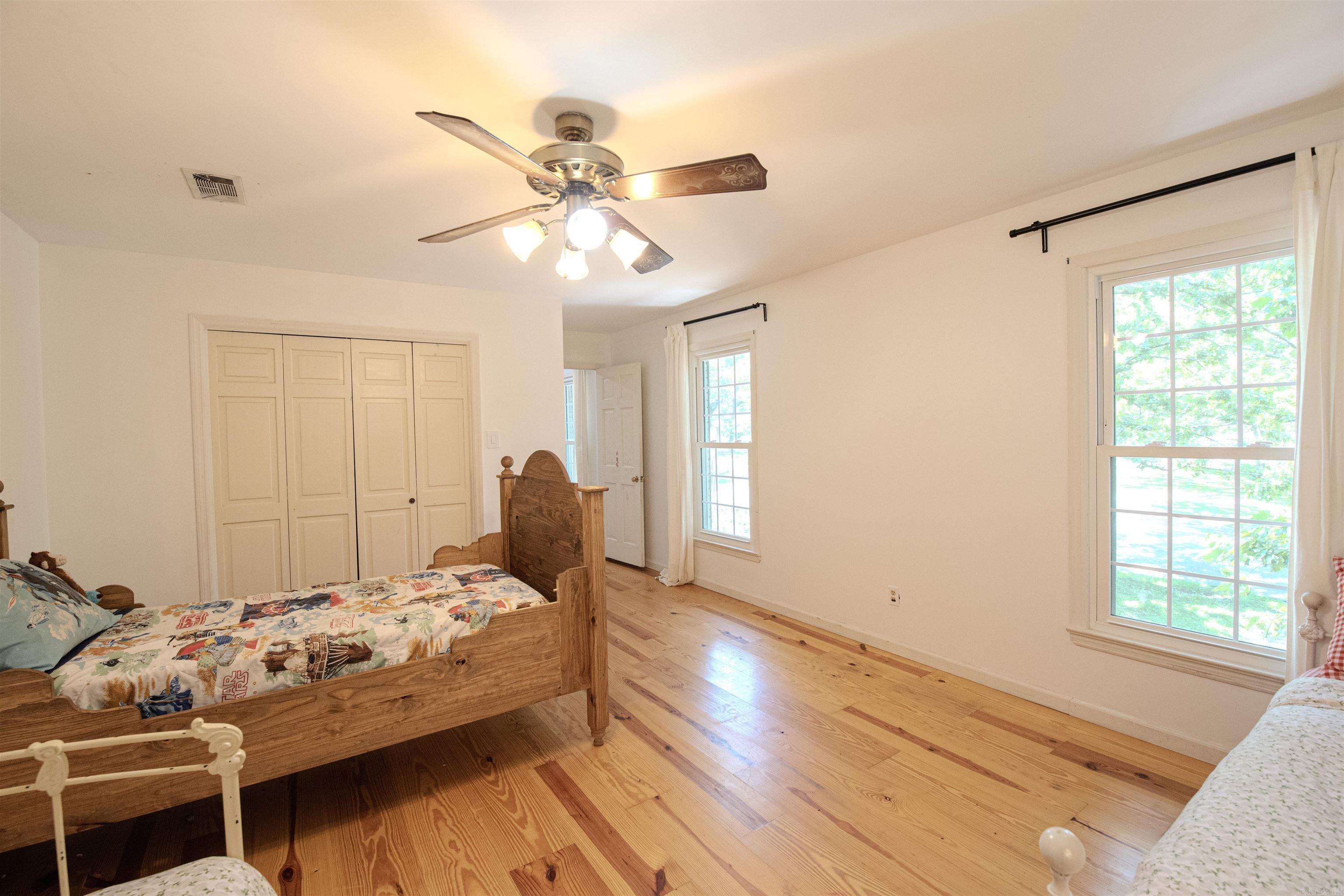 PLEASANT VALLEY - Residential