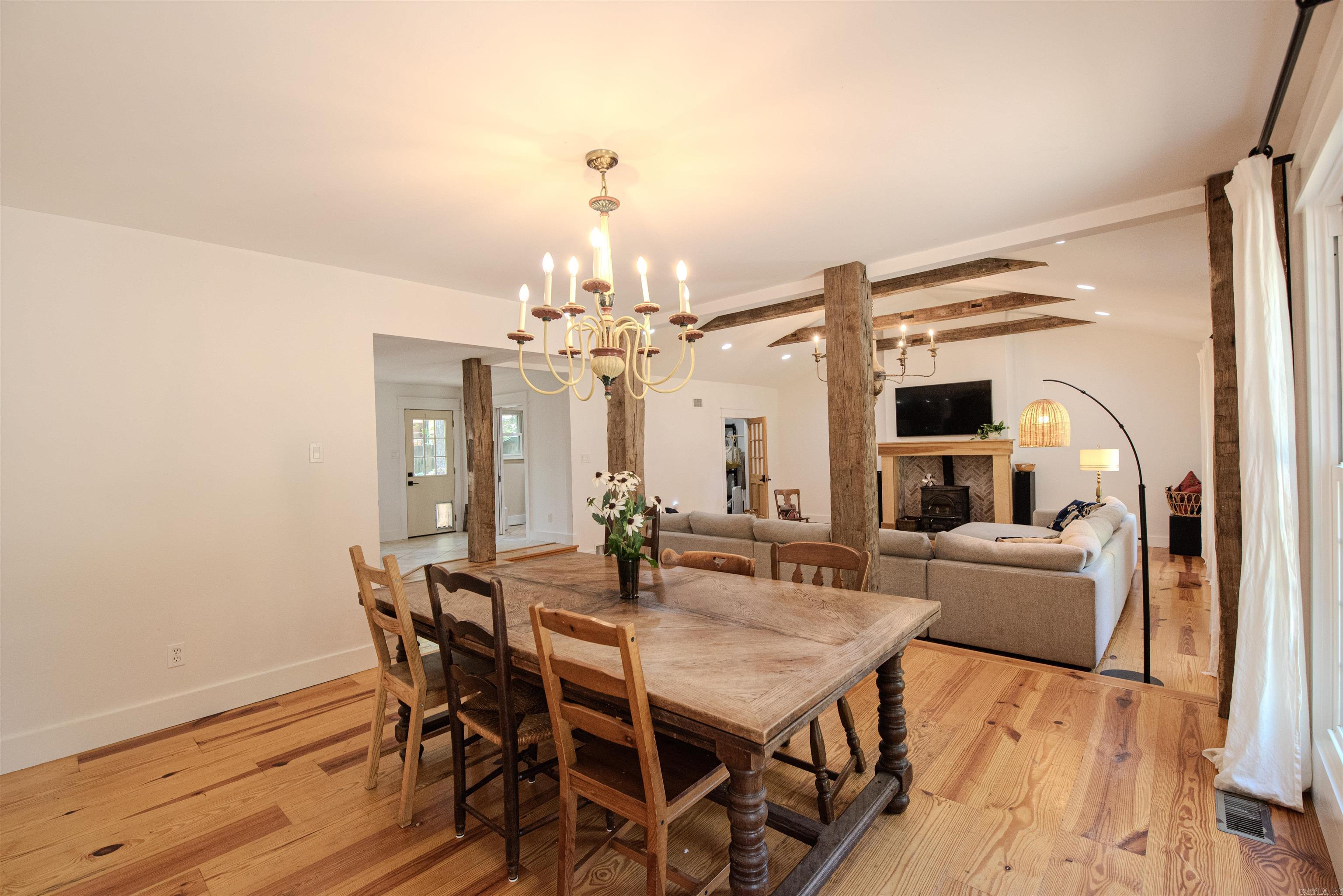 PLEASANT VALLEY - Residential