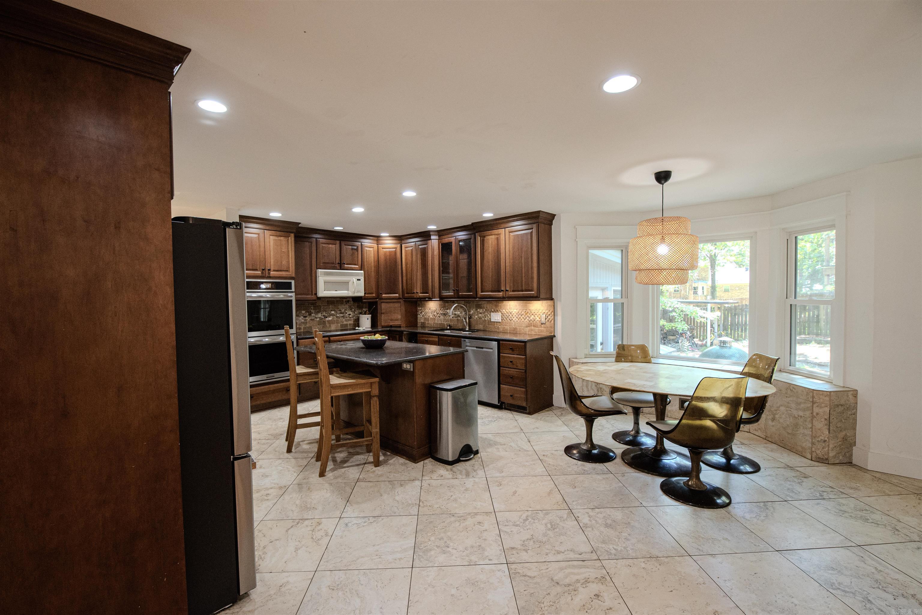 PLEASANT VALLEY - Residential
