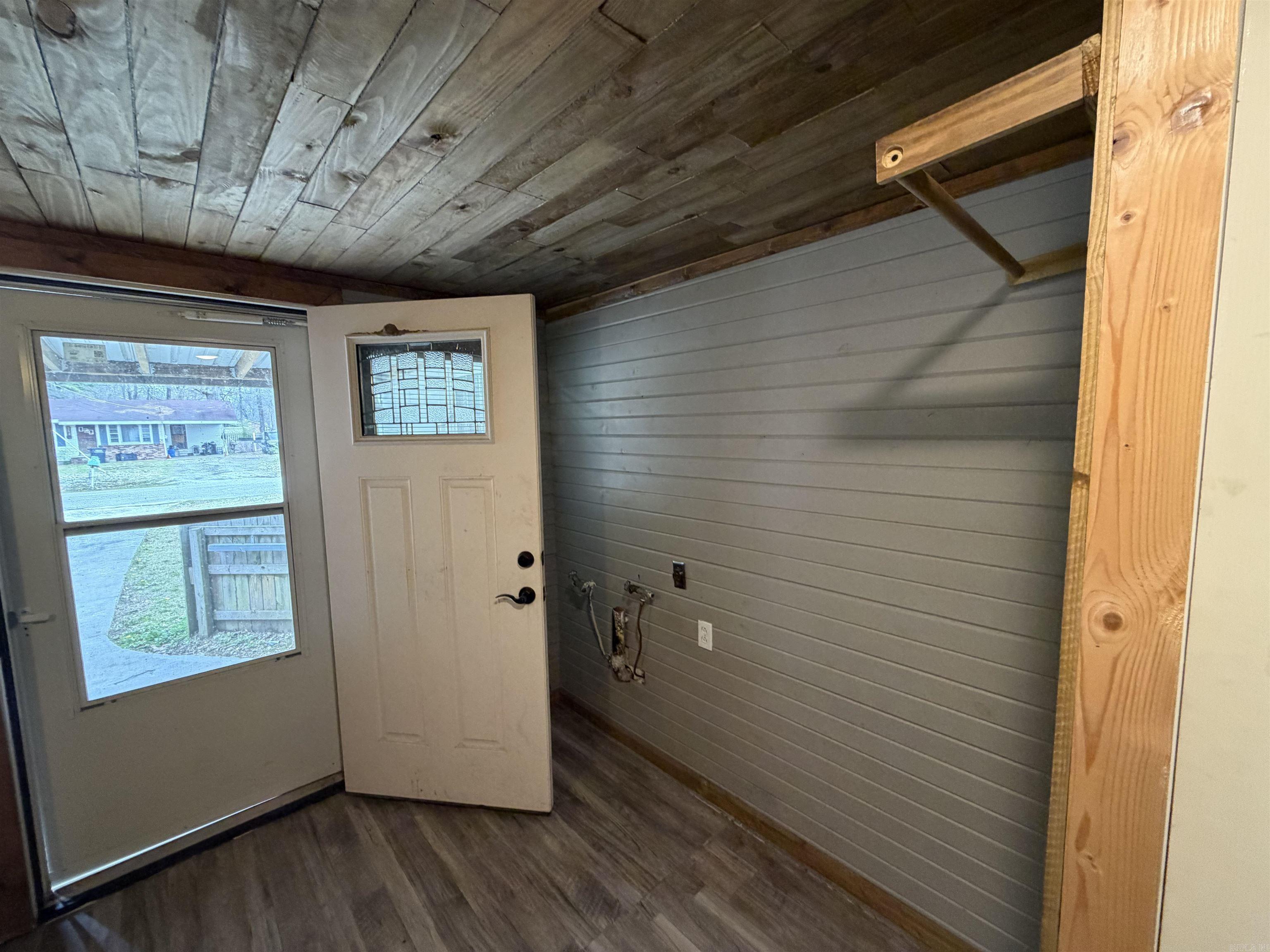 M&B PIGGOTT 2-20-8 - Residential