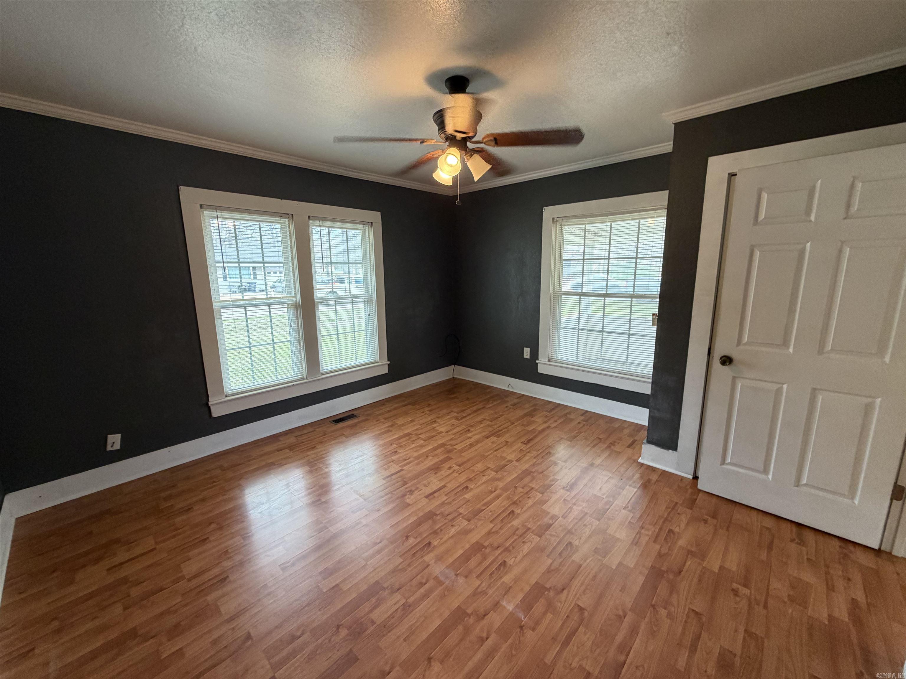 M&B PIGGOTT 2-20-8 - Residential