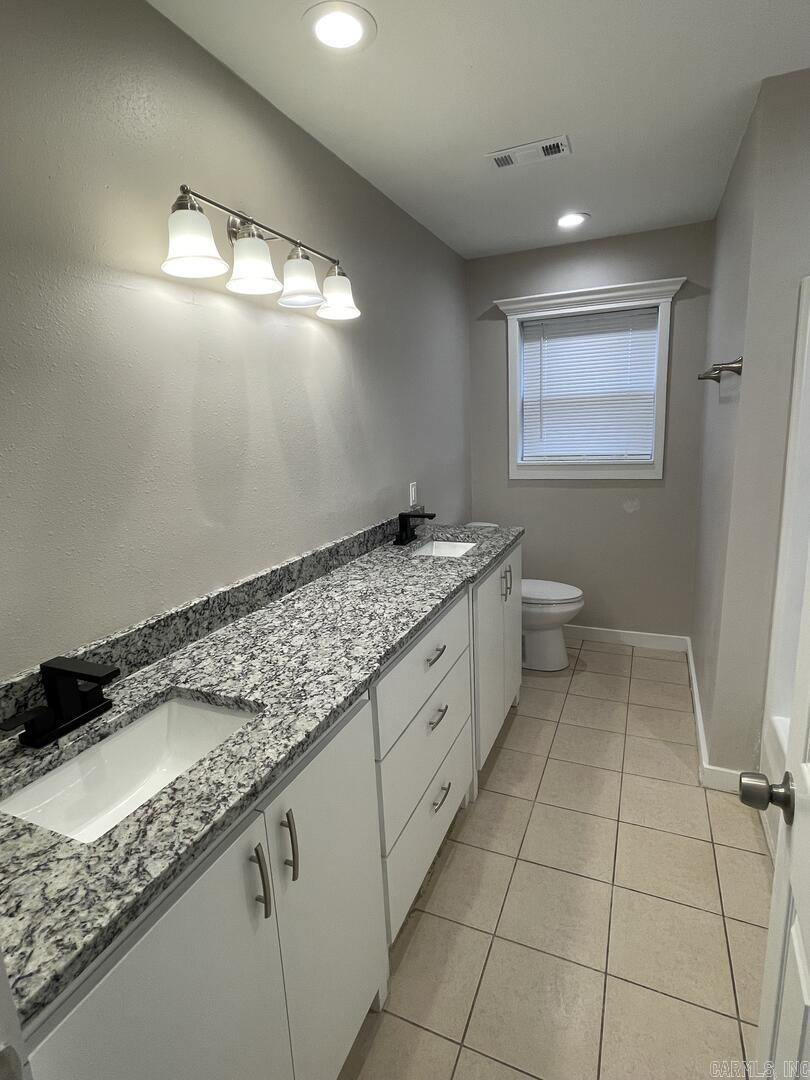 Privett Park - Residential Lease