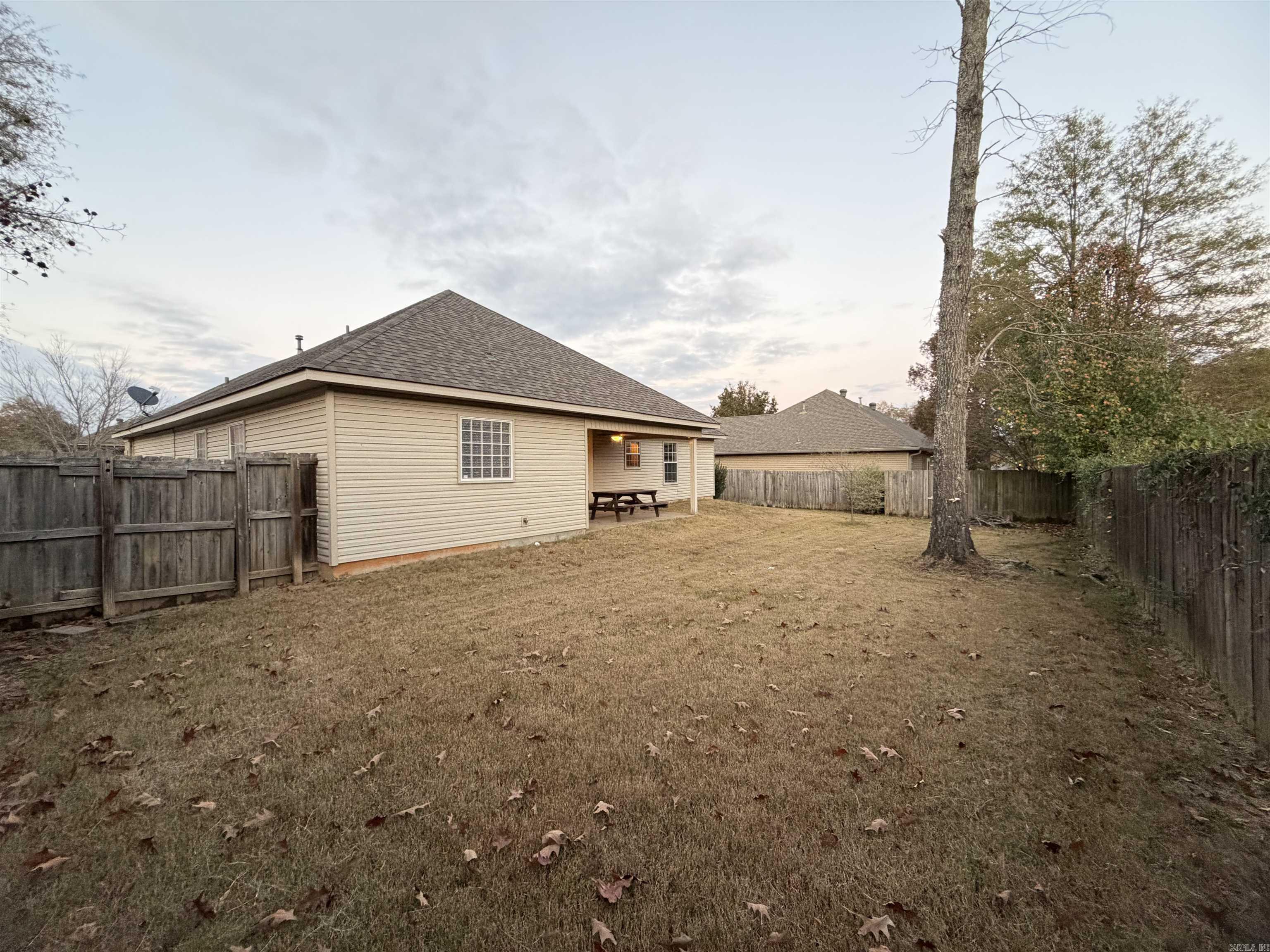 EMERALD VALLEY - Residential