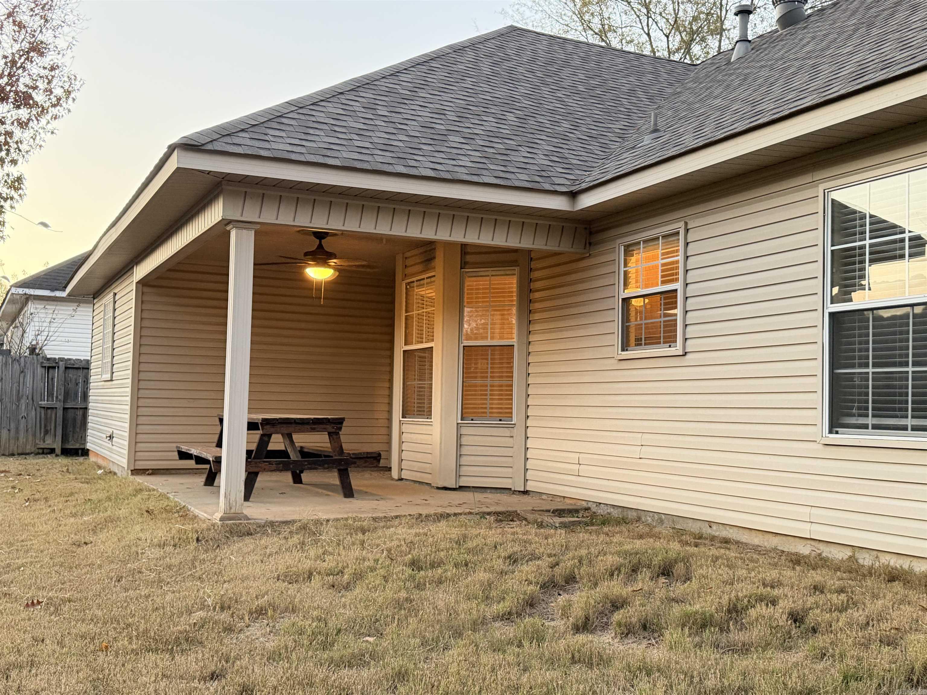 EMERALD VALLEY - Residential