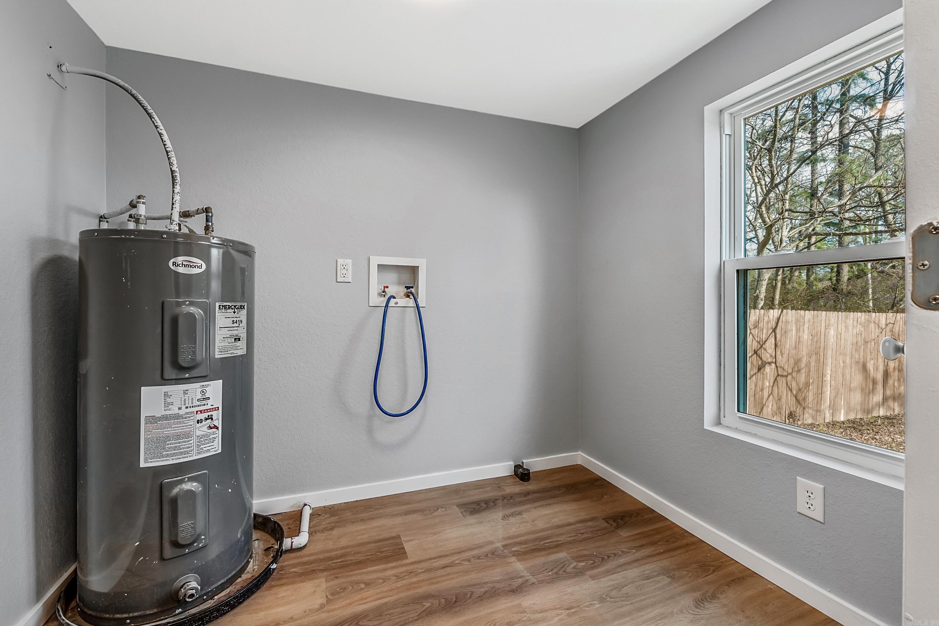 DENSON ADDN (E OF DENSON/W OF - Residential