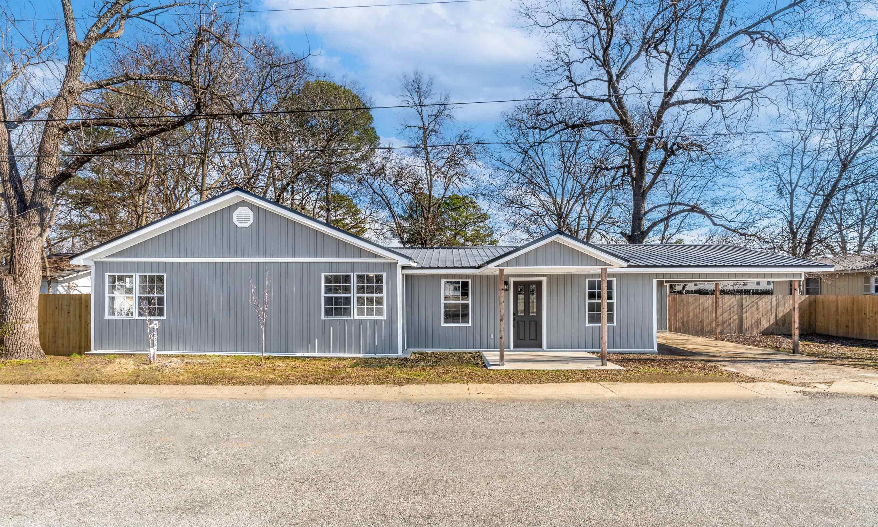 DENSON ADDN (E OF DENSON/W OF - Residential