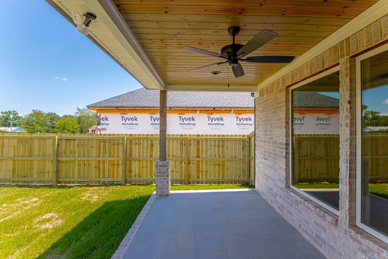 SPENCER CROSSING LLC - Residential