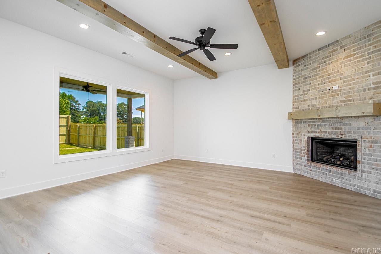 SPENCER CROSSING LLC - Residential