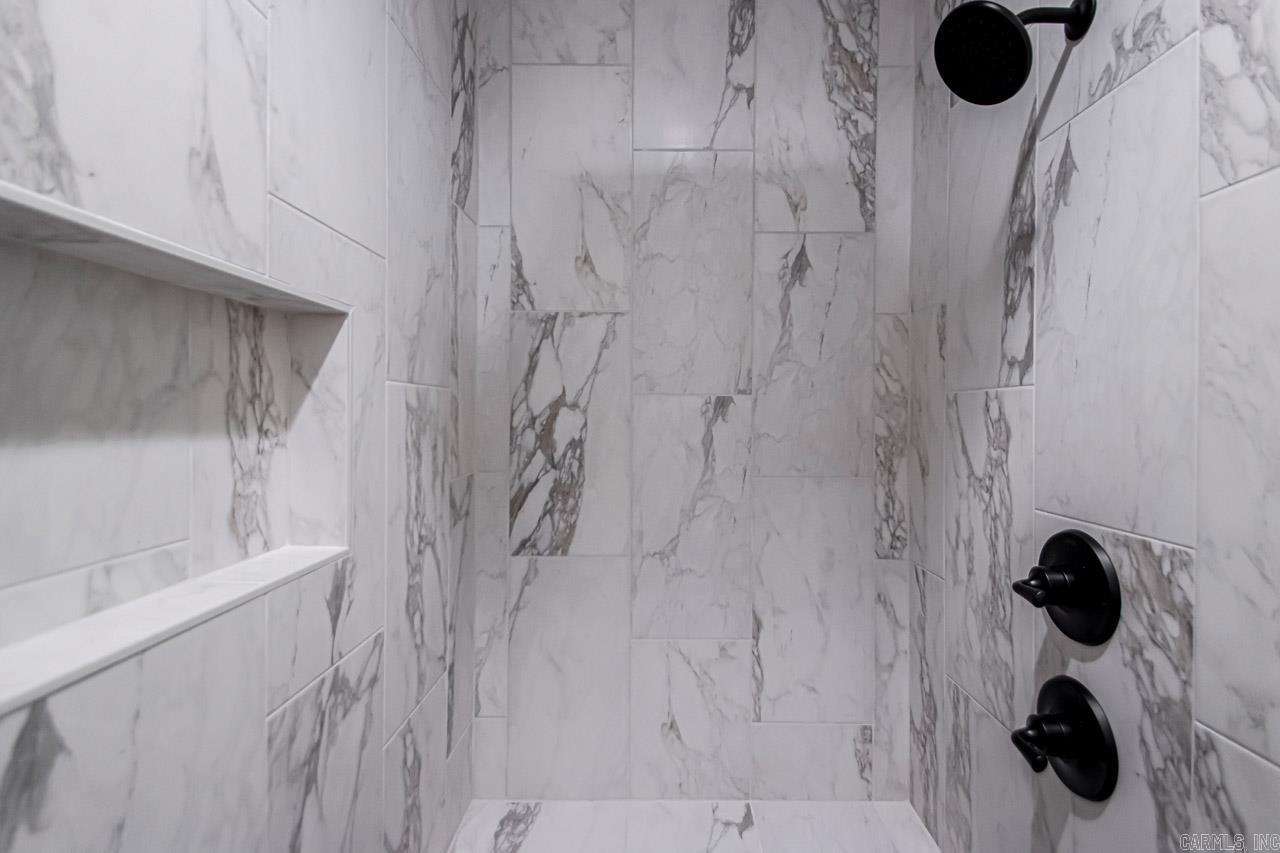 SPENCER CROSSING LLC - Residential