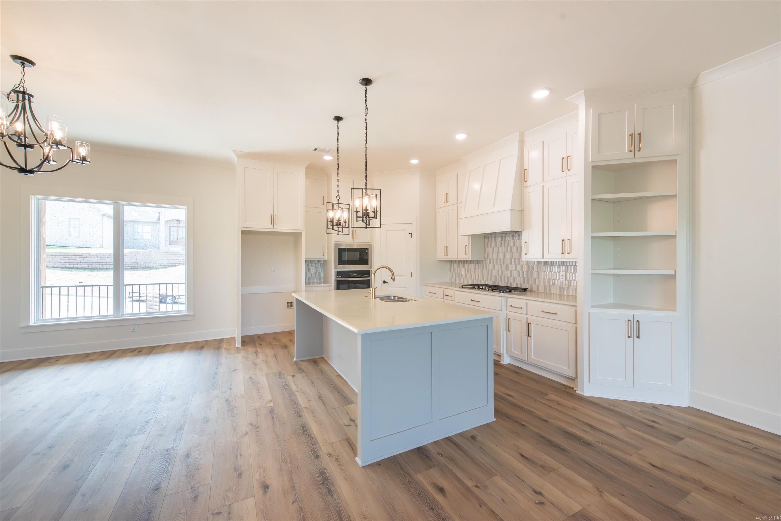 MAUMELLE VALLEY ESTATES - Residential