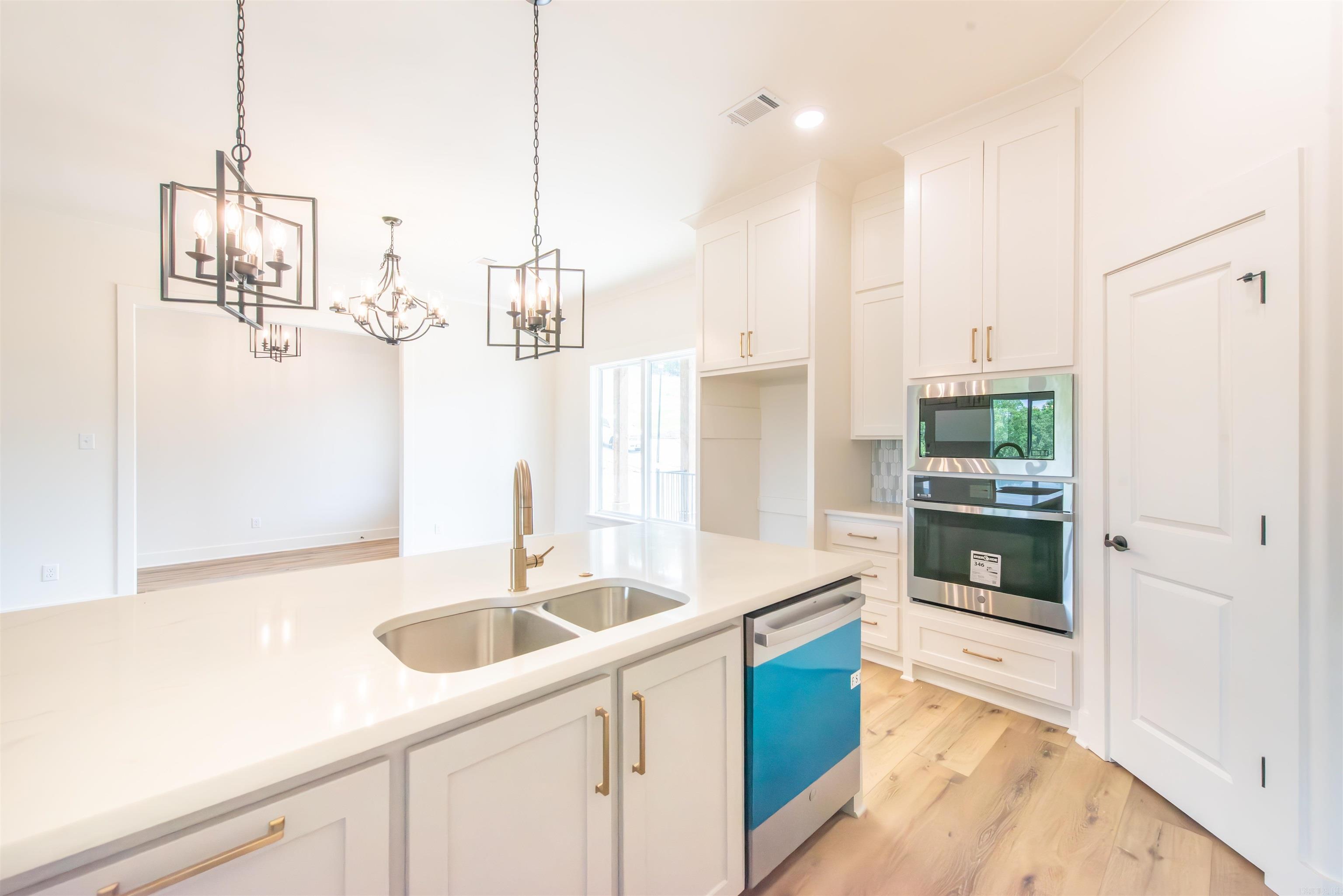 MAUMELLE VALLEY ESTATES - Residential