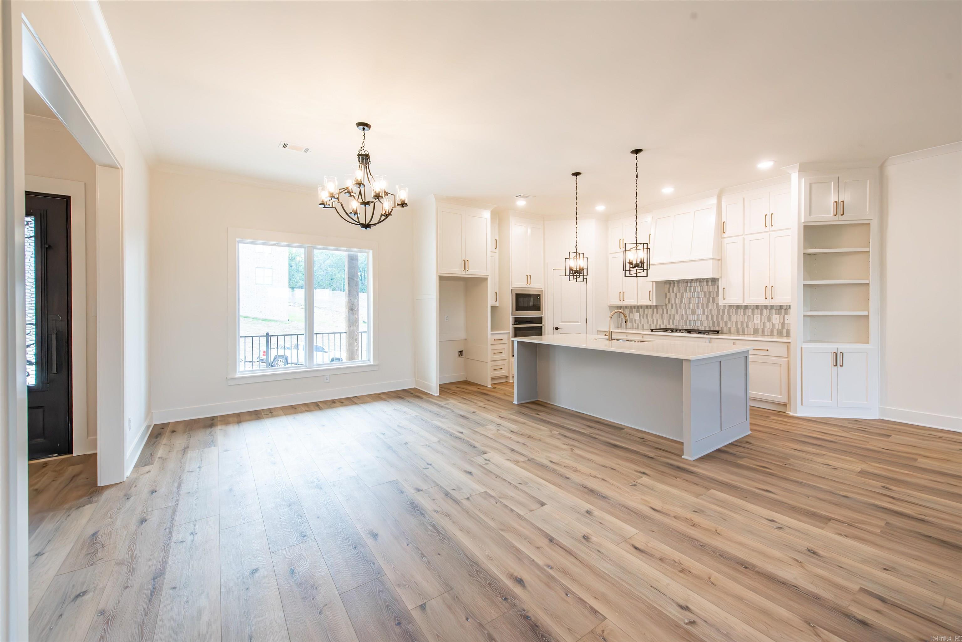 MAUMELLE VALLEY ESTATES - Residential