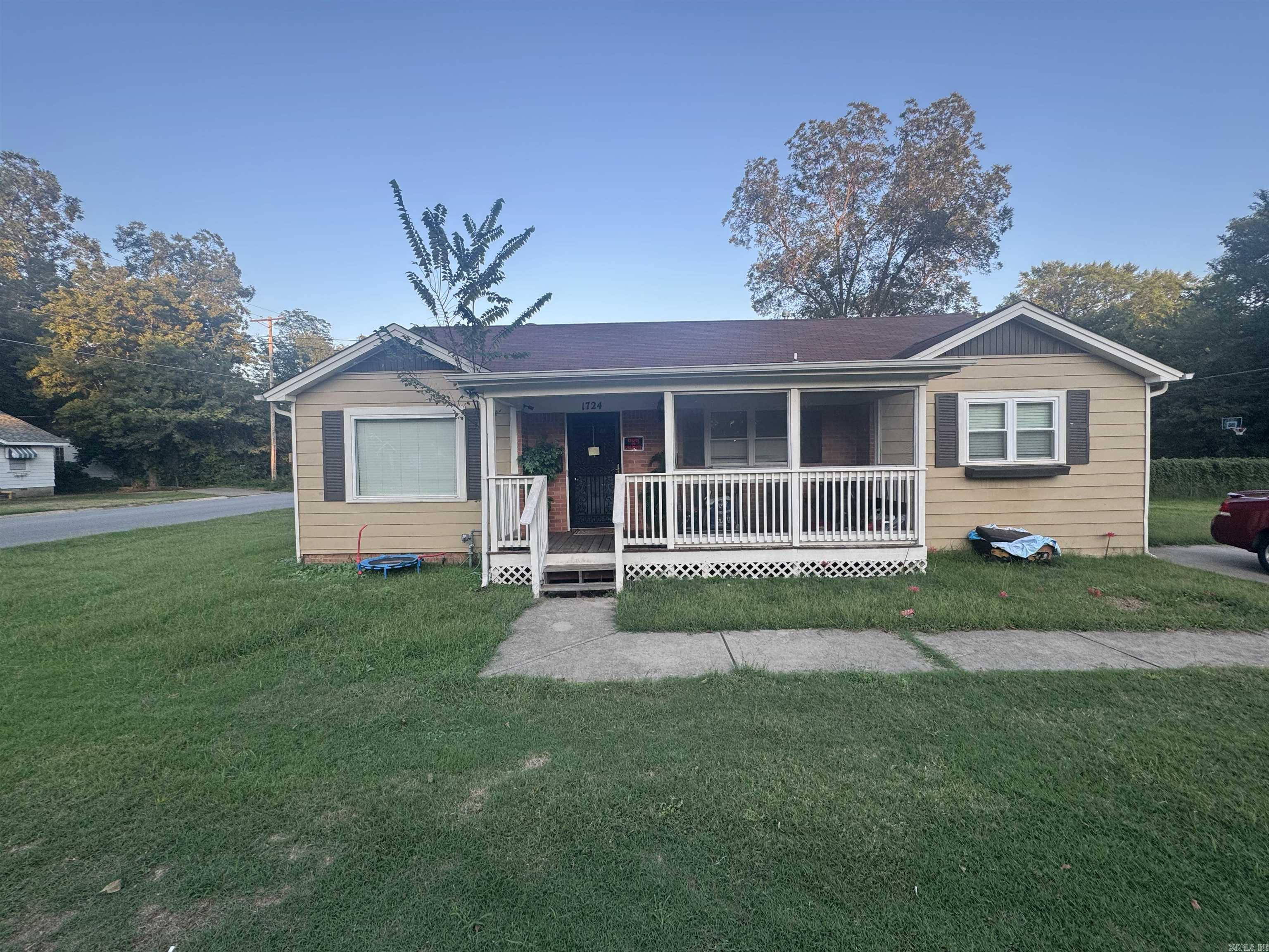 Come and see your new home, today! 3bd, 2ba, and spacious yard to host family/friend gatherings. Conveniently located near i-40, shopping centers, and other stores.