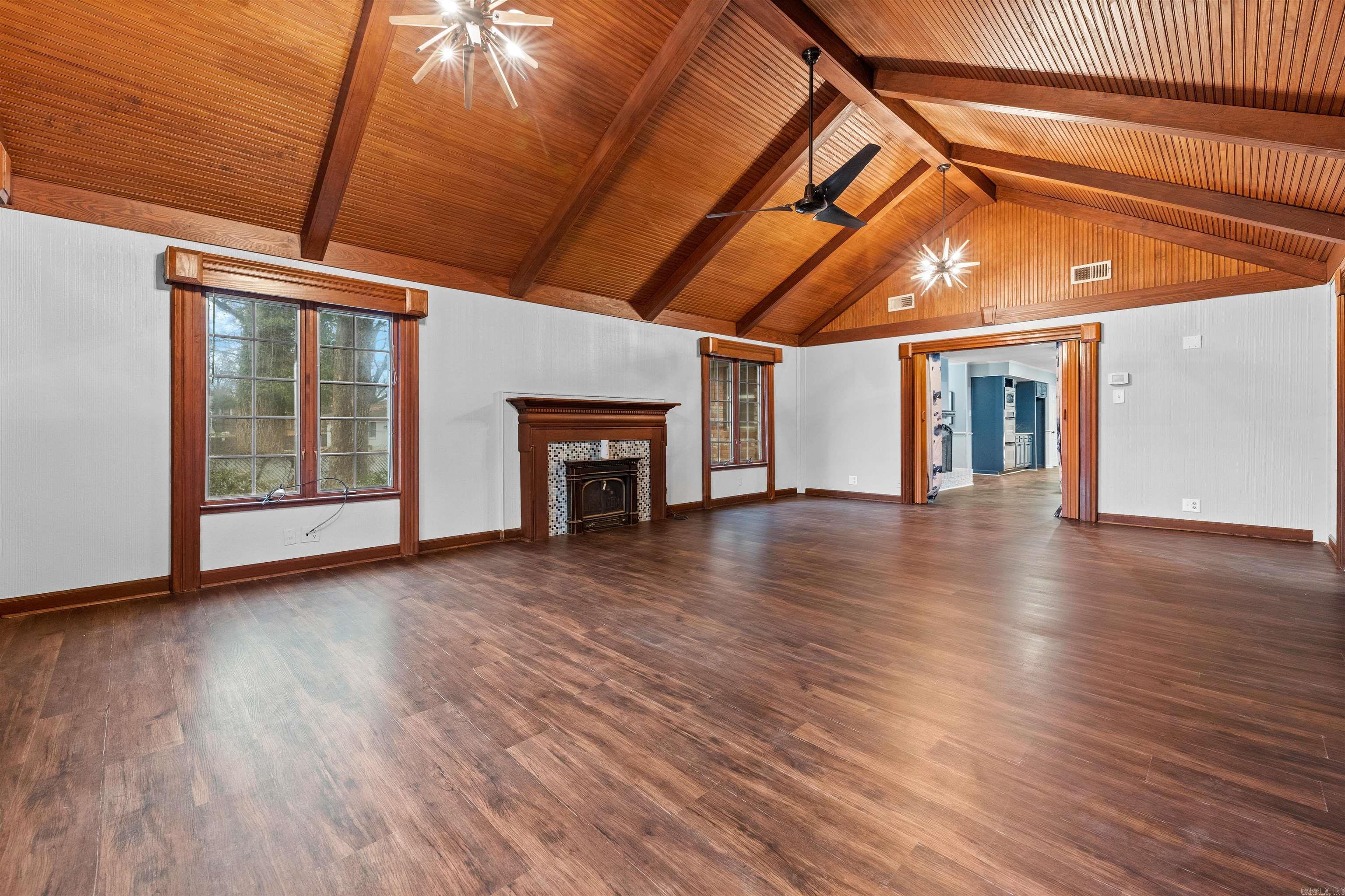 PARK HILL - Residential