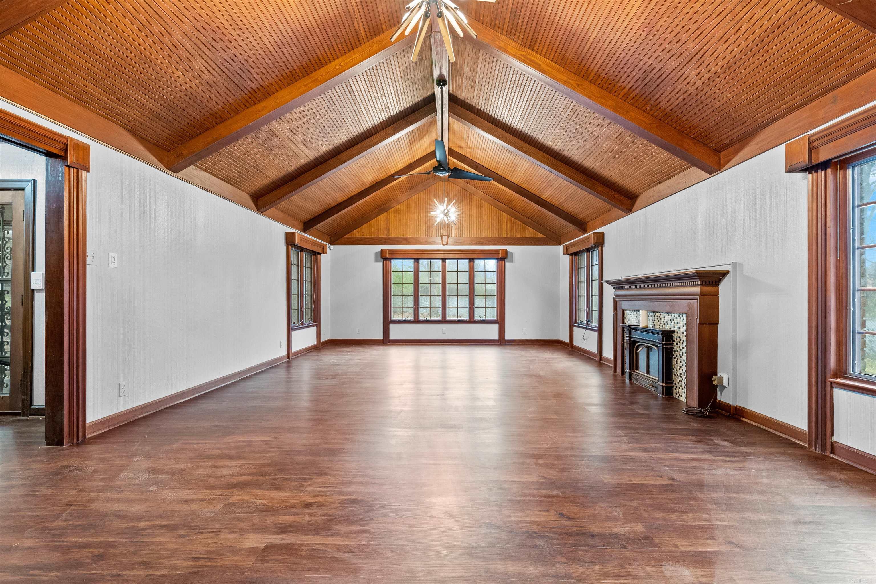 PARK HILL - Residential